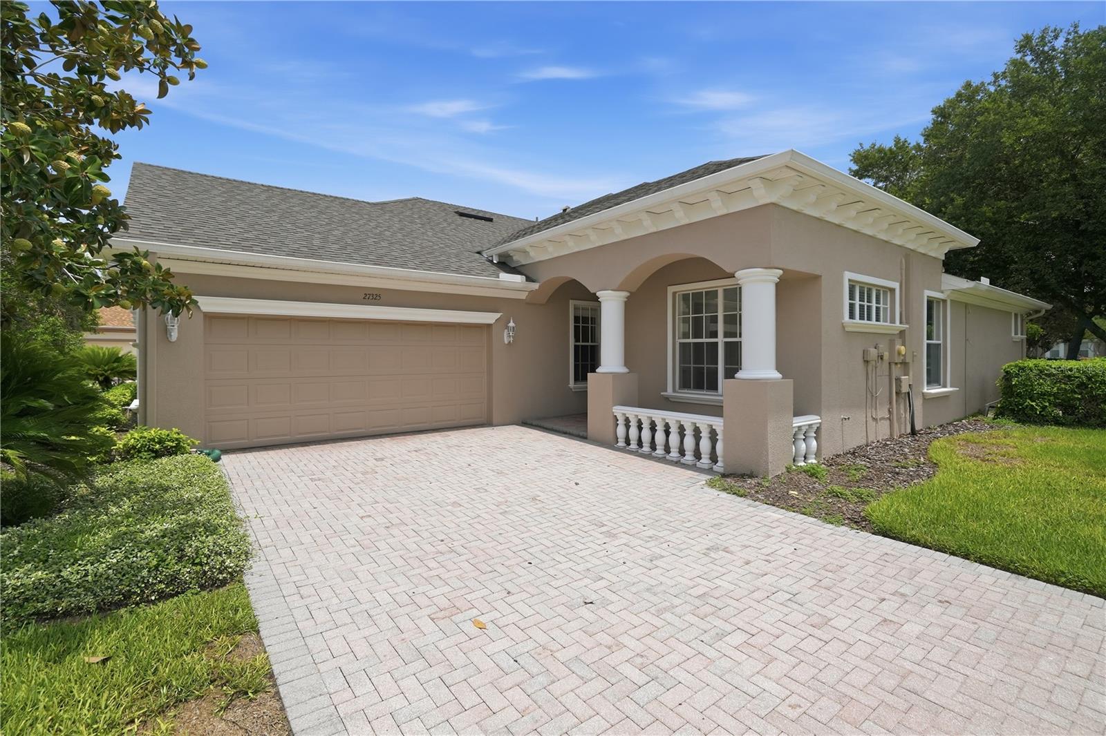 Photo of 27325 MISTFLOWER DRIVE WESLEY CHAPEL FL 33544