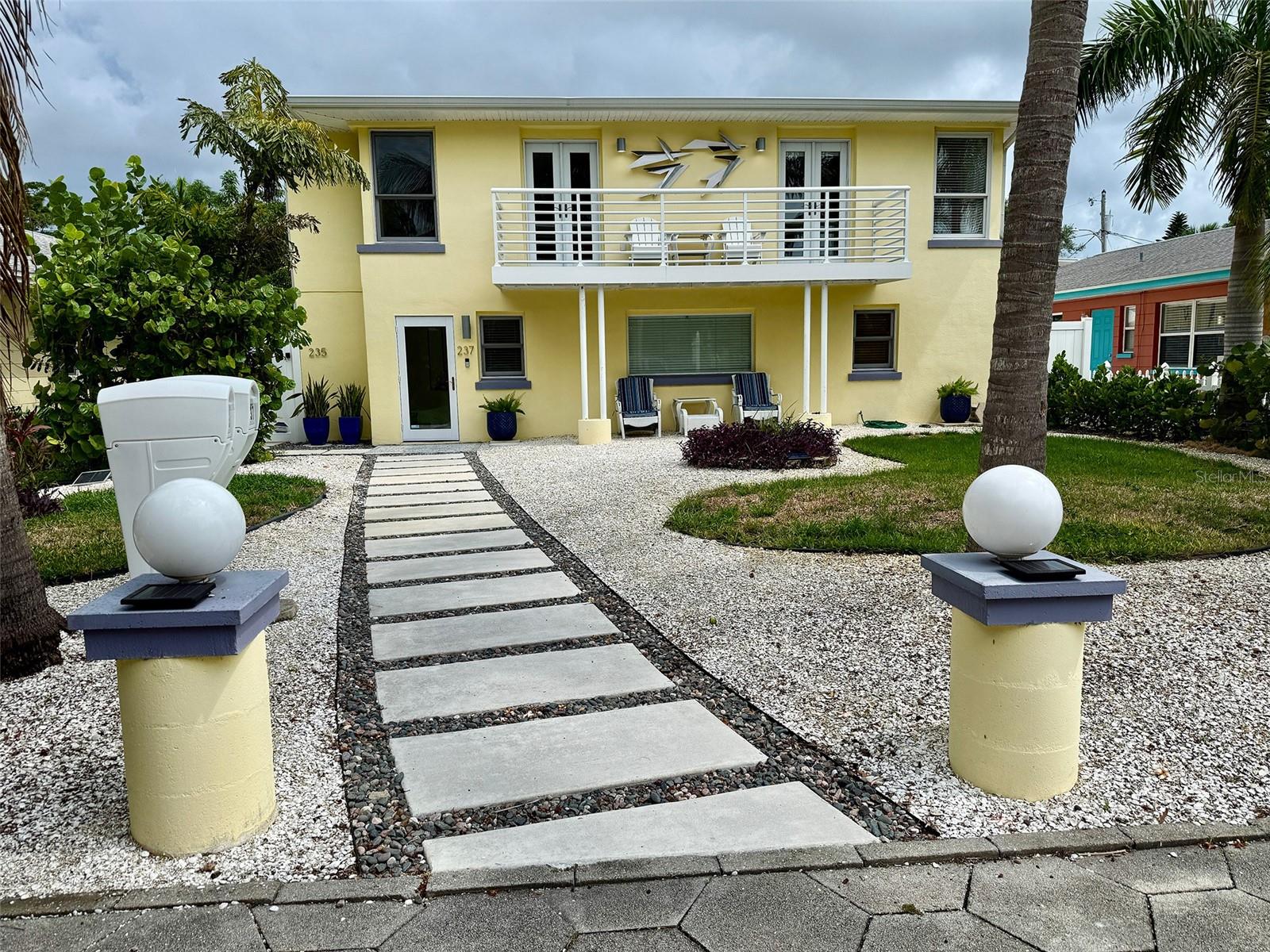 Photo of 237 20TH AVENUE ST PETERSBURG FL 33705