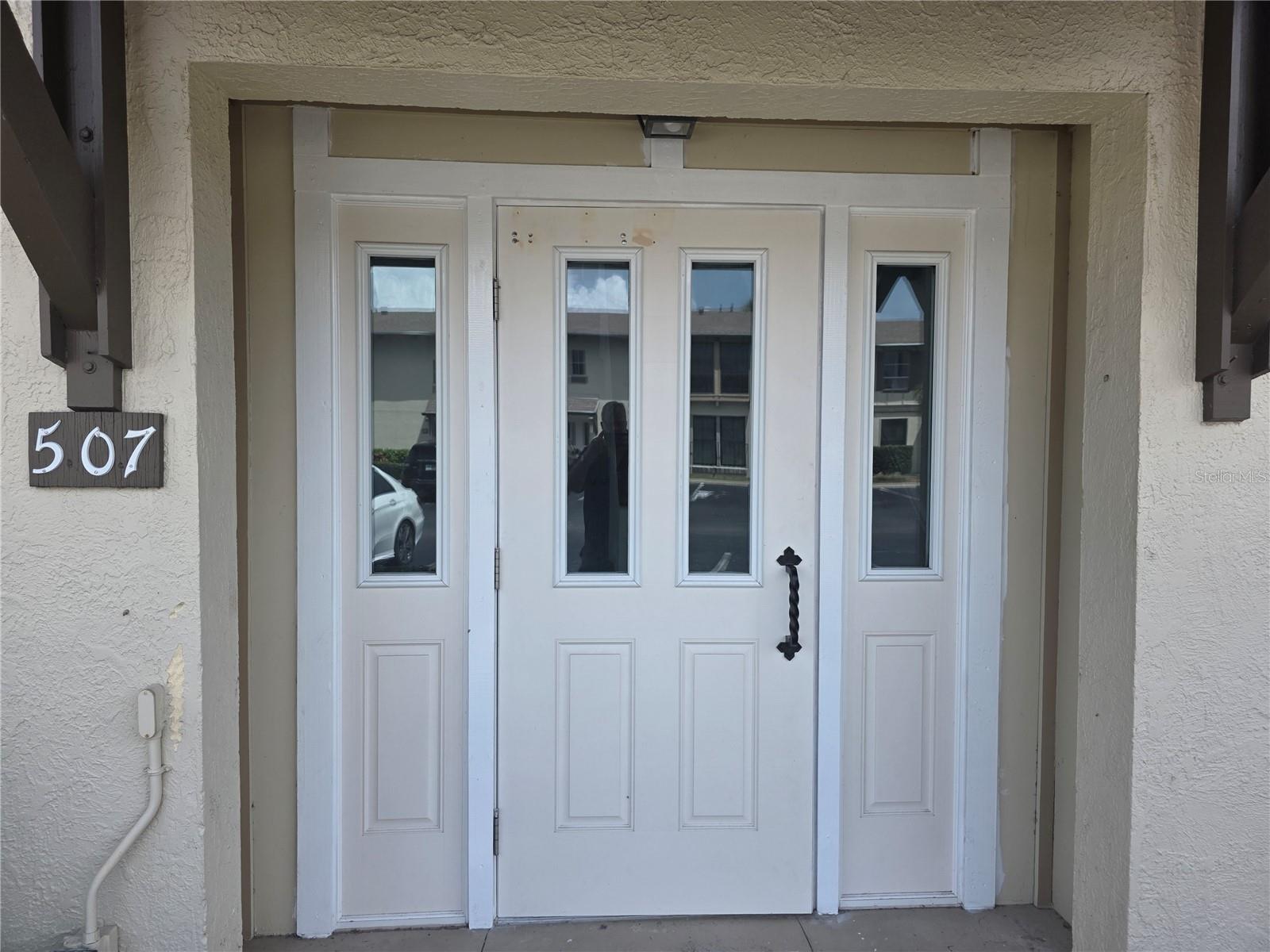 Photo of 507 PLAZA SEVILLE COURT #15 ST PETERSBURG FL 33706