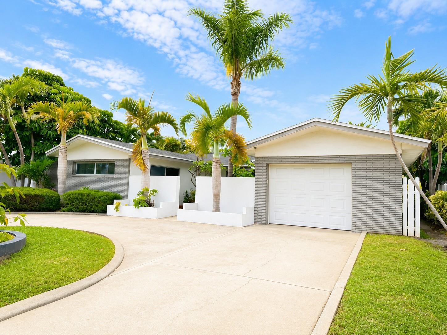 Photo of 243 3RD STREET TIERRA VERDE FL 33715