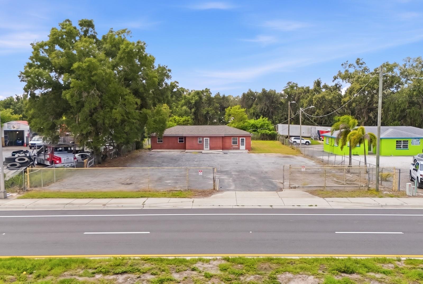 Photo of 7113 CAUSEWAY BOULEVARD TAMPA FL 33619