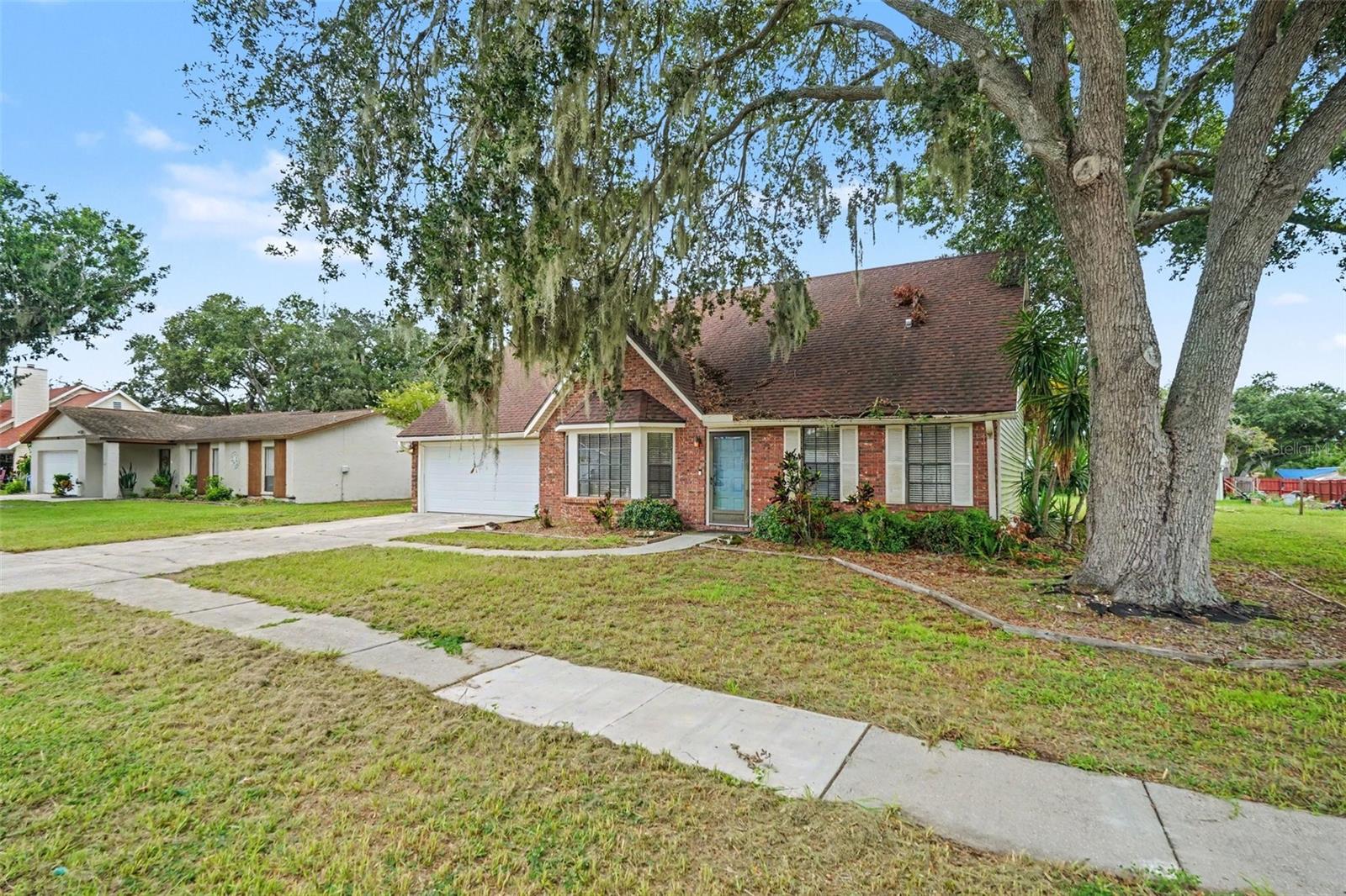 Photo of 736 SANDY CREEK DRIVE BRANDON FL 33511