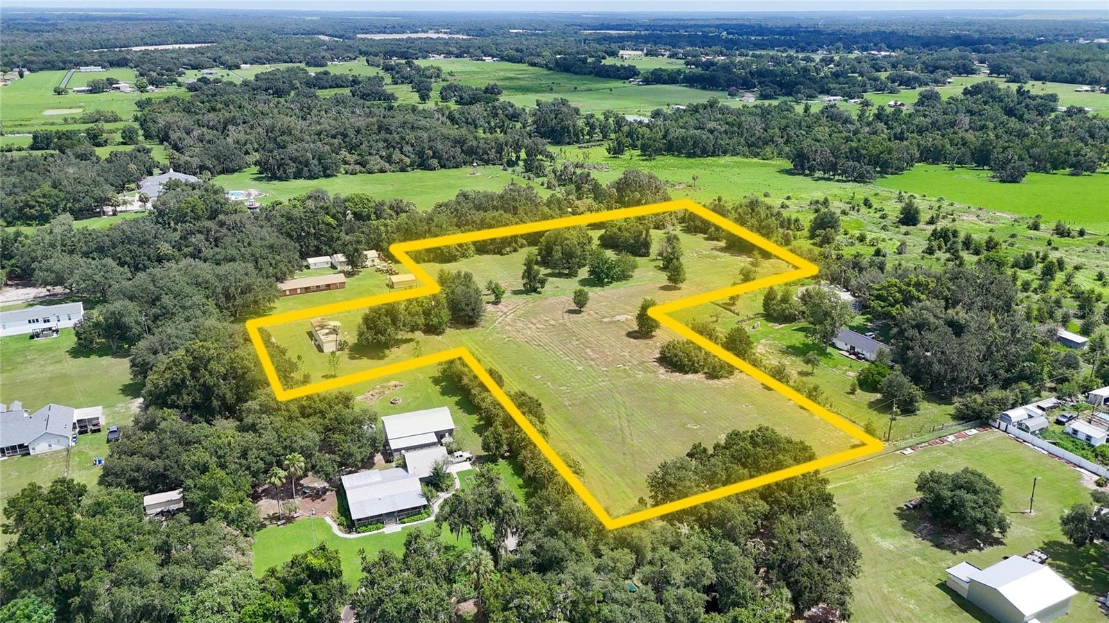 Photo of 2452 WELCOME ROAD LITHIA FL 33547