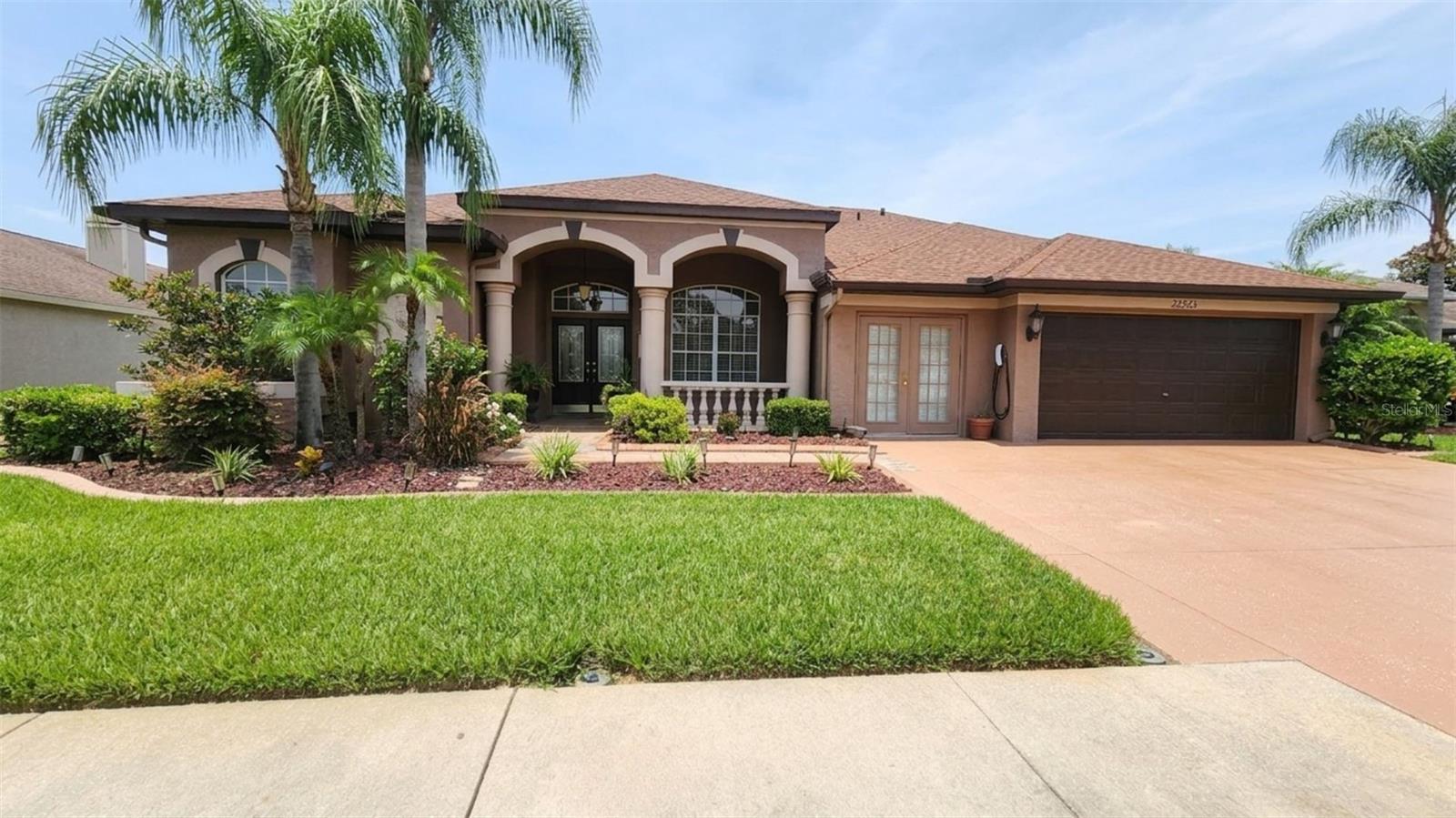 Photo of 22523 WILLOW LAKES DRIVE LUTZ FL 33549