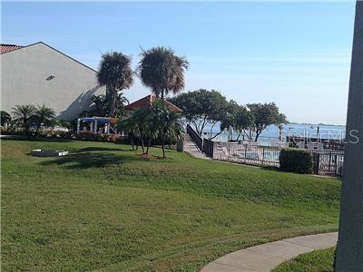 Photo of 1515 PINELLAS BAYWAY #17 ST PETERSBURG FL 33715