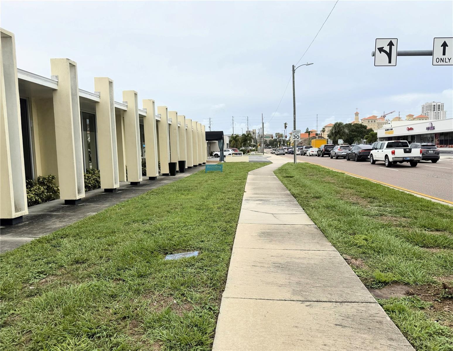Photo of 821 COURT STREET CLEARWATER FL 33756
