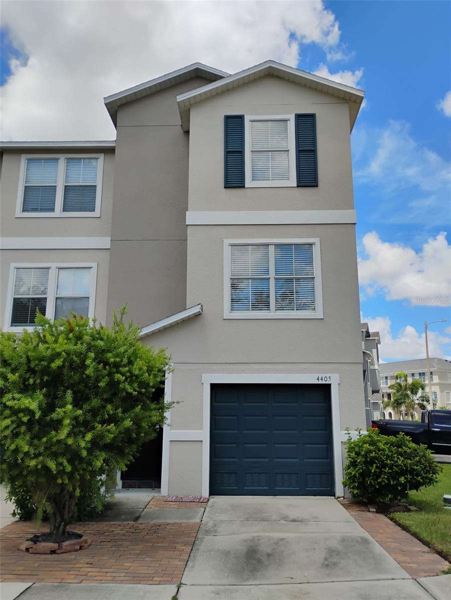 Photo of 4405 TUSCAN LOON DRIVE TAMPA FL 33619