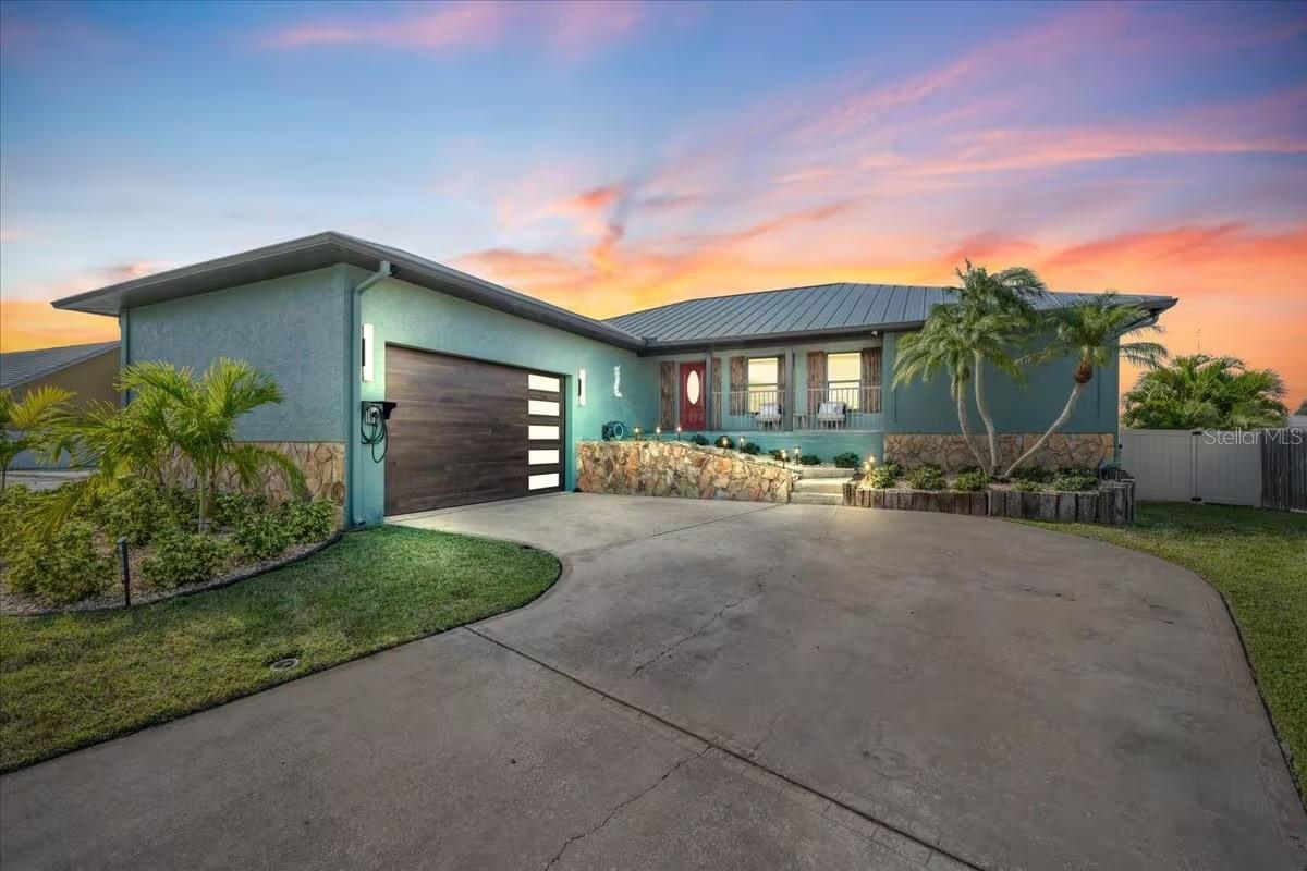 Photo of 5004 ENSIGN LOOP NEW PORT RICHEY FL 34652