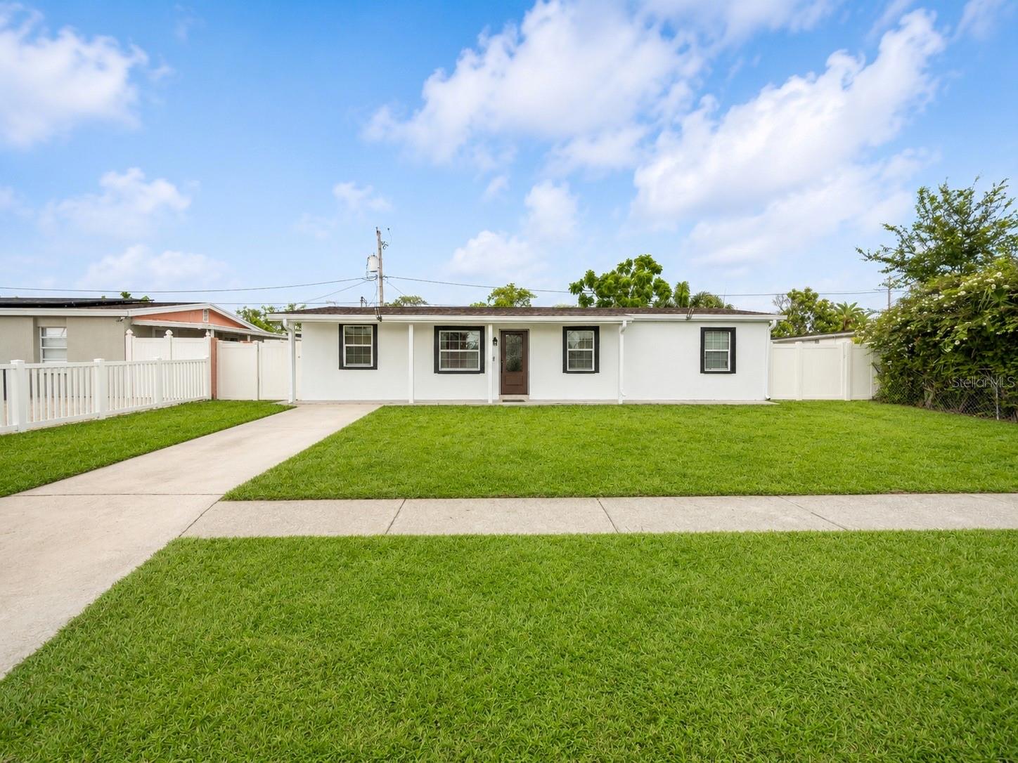 Photo of 4409 W HANNA AVENUE TAMPA FL 33614