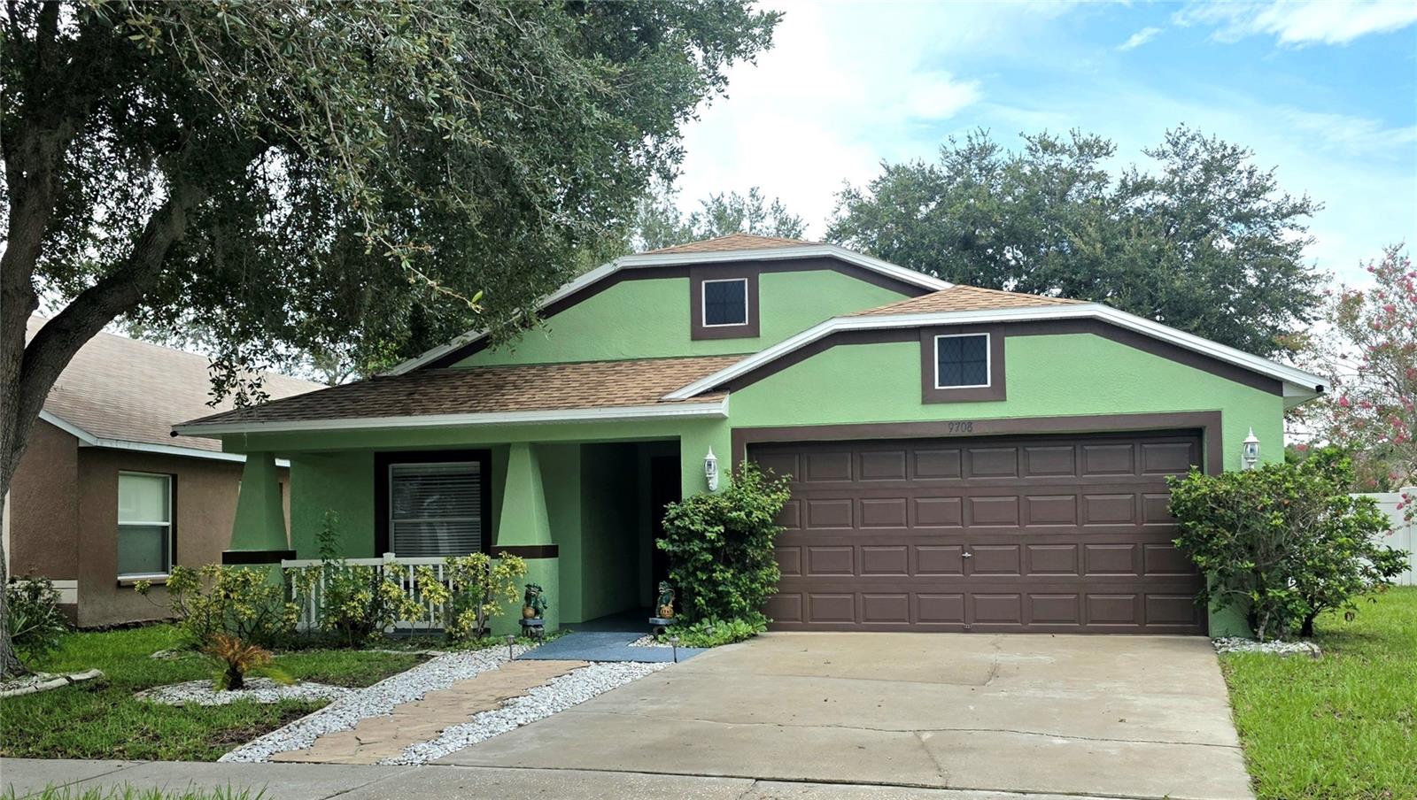 Photo of 9708 WHITE BARN WAY RIVERVIEW FL 33569