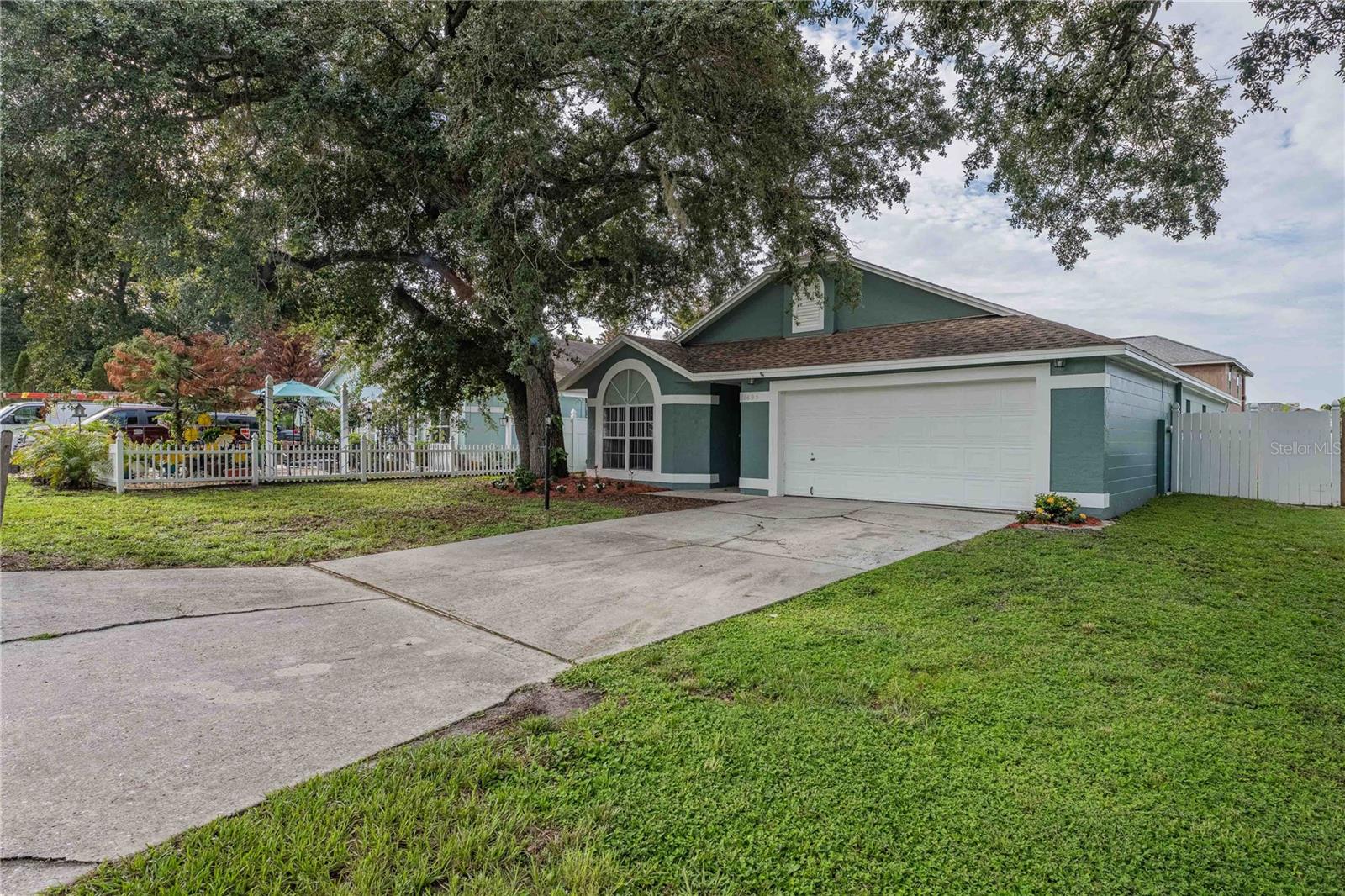 Photo of 1695 LAKESIDE DRIVE BARTOW FL 33830
