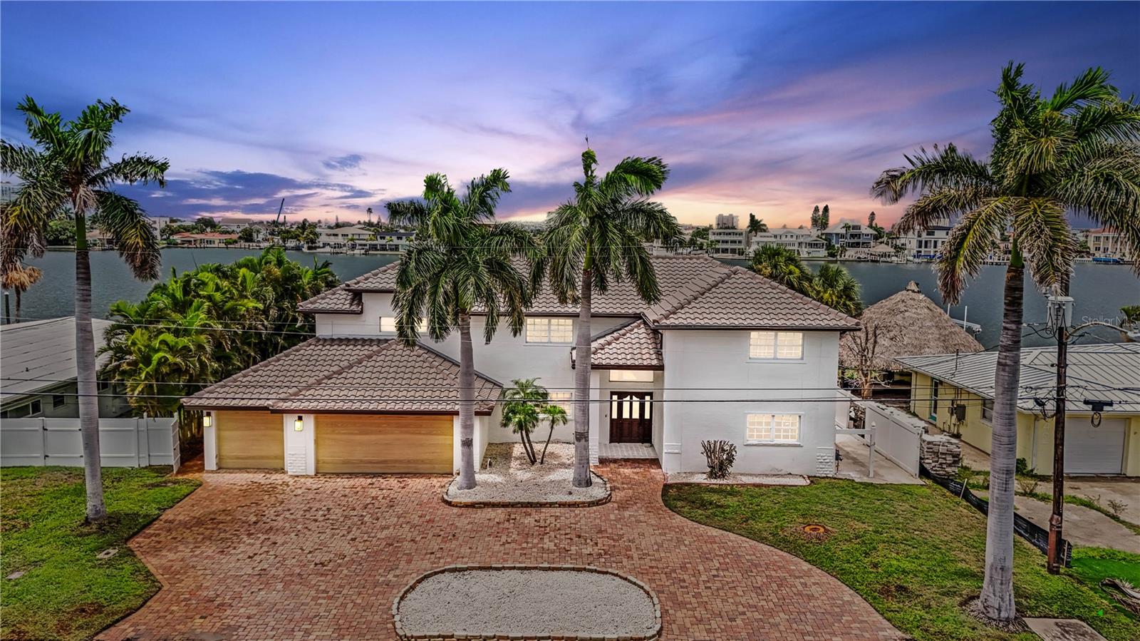 Photo of 423 55TH AVENUE ST PETE BEACH FL 33706
