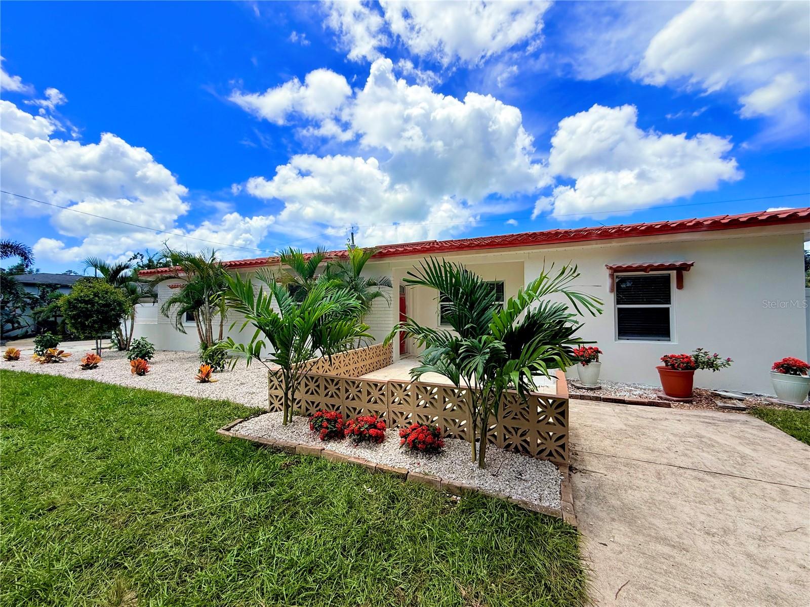 Photo of 1500 77TH STREET ST PETERSBURG FL 33710