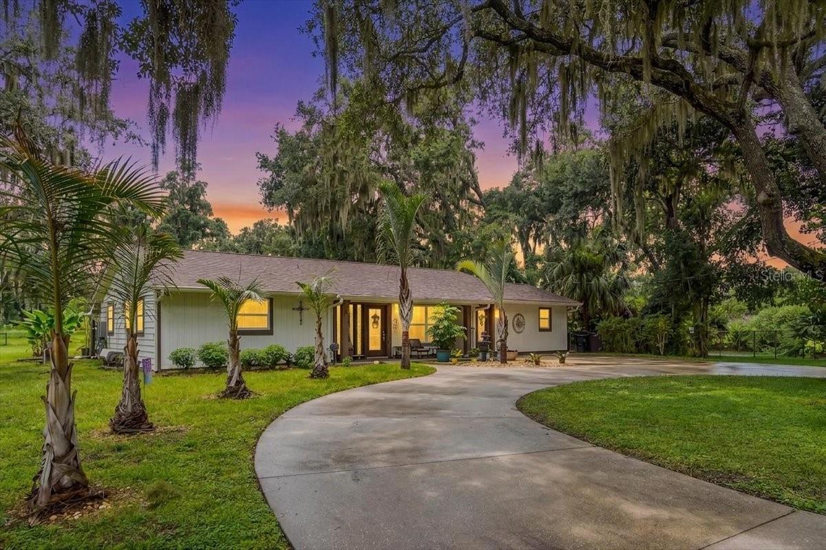 Photo of 205 CAGLE ROAD BRANDON FL 33511