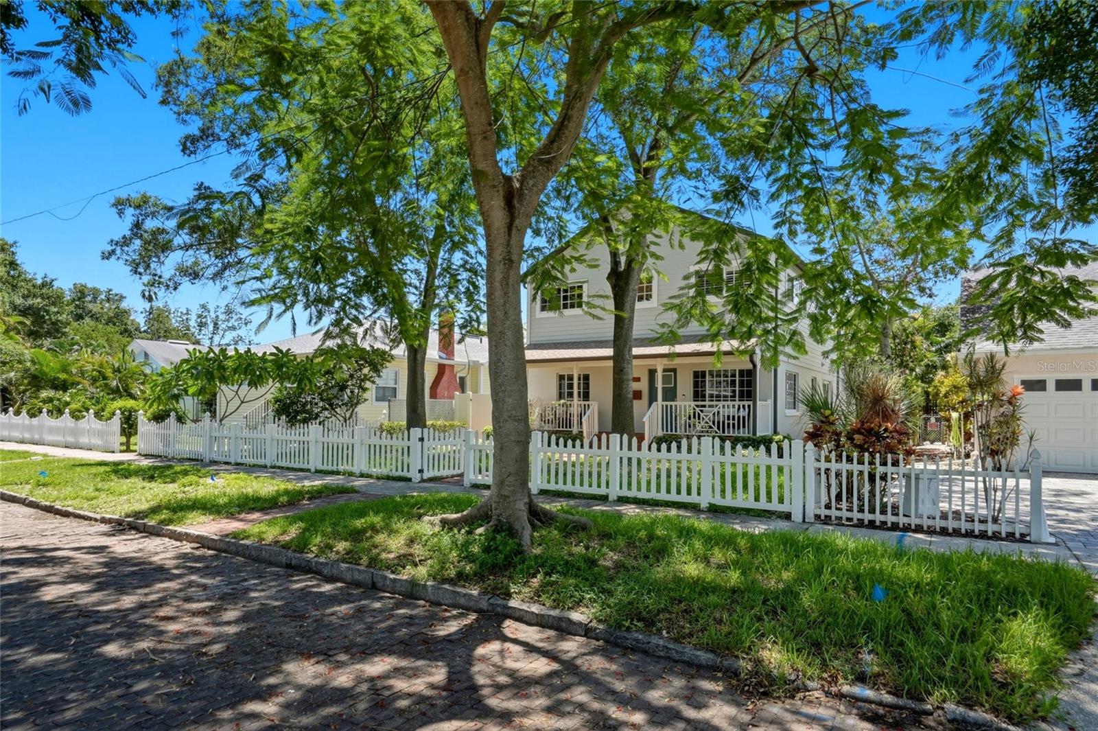 Photo of 2720 10TH STREET ST PETERSBURG FL 33704