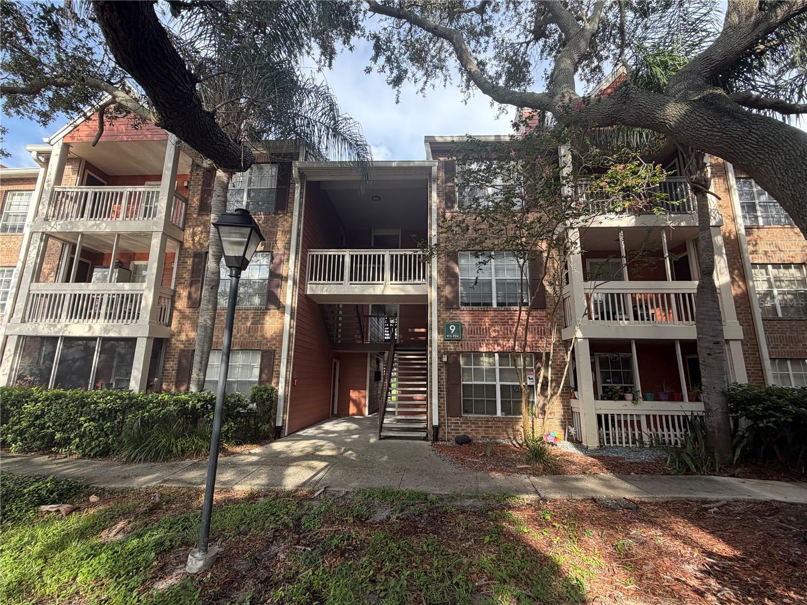 Photo of 10200 GANDY BOULEVARD #915 ST PETERSBURG FL 33702
