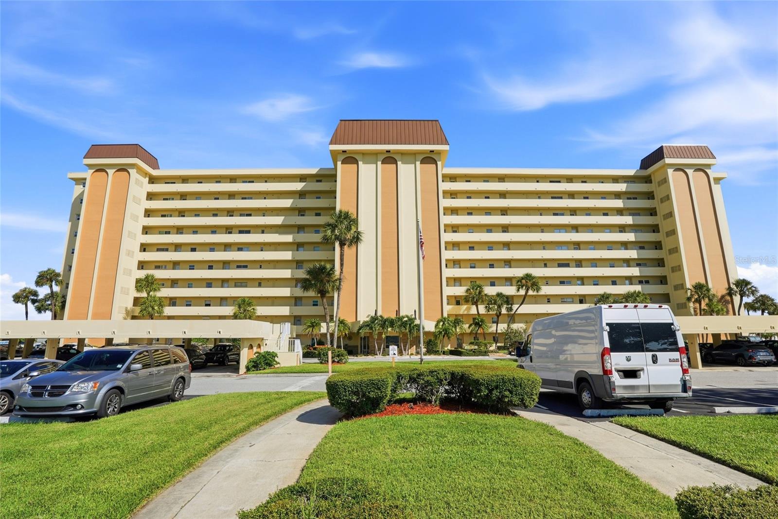 Photo of 4725 COVE CIRCLE #306 ST PETERSBURG FL 33708