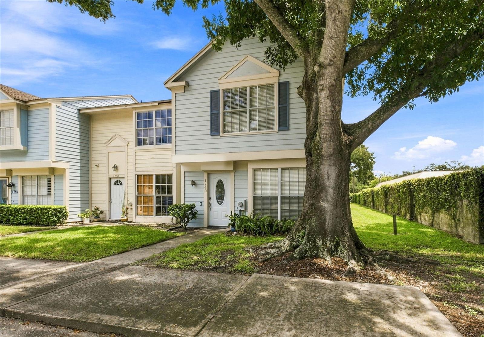 Photo of 1760 MILL RUN CIRCLE TAMPA FL 33613