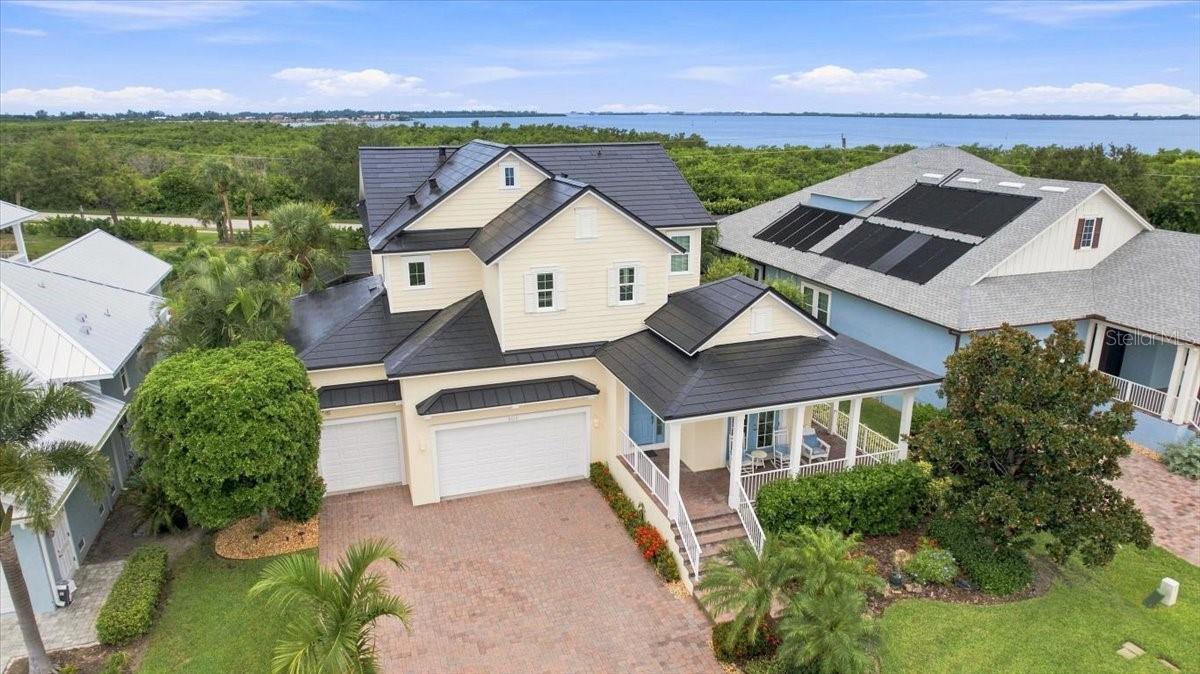 Photo of 8124 37TH AVENUE CIRCLE BRADENTON FL 34209