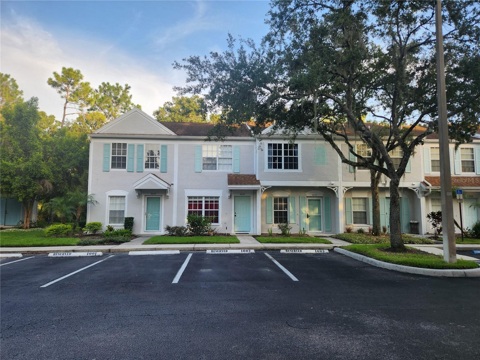 Photo of 8637 HUNTERS KEY CIRCLE #8637 TAMPA FL 33647