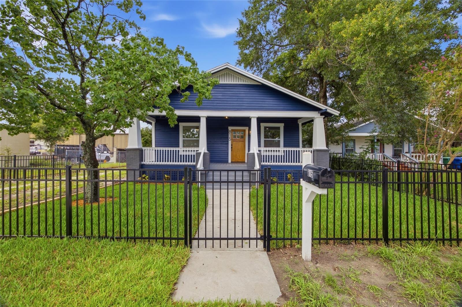 Photo of 815 E FRIERSON AVENUE TAMPA FL 33603