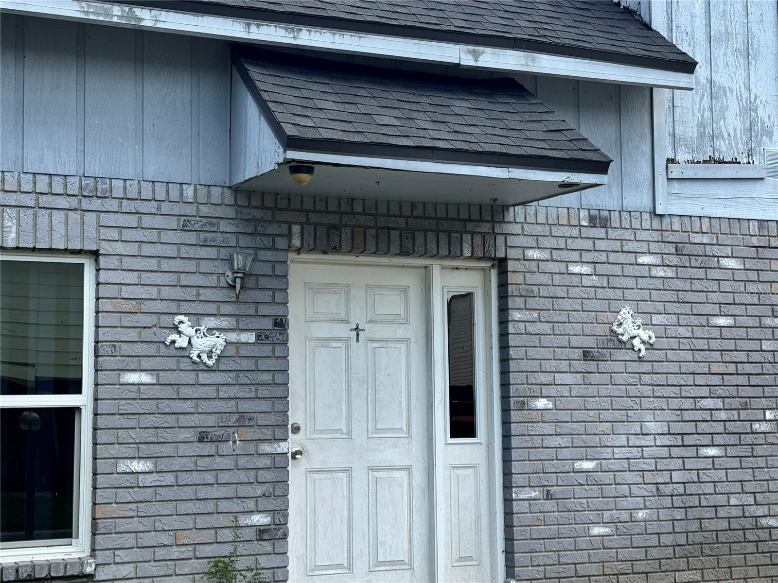 Photo of 717 GASPARINO COURT SEFFNER FL 33584