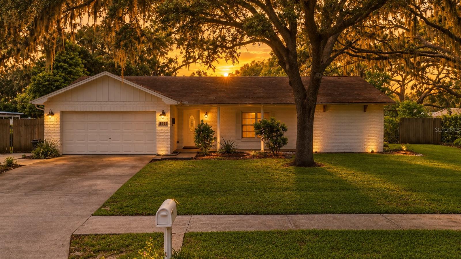 Photo of 3412 LITTLE OAK STREET VALRICO FL 33596
