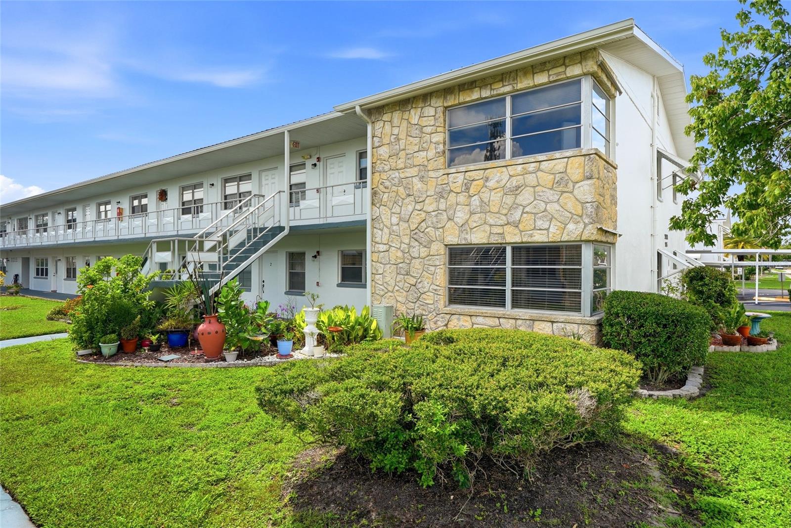 Photo of 5895 18TH STREET #1 ST PETERSBURG FL 33714
