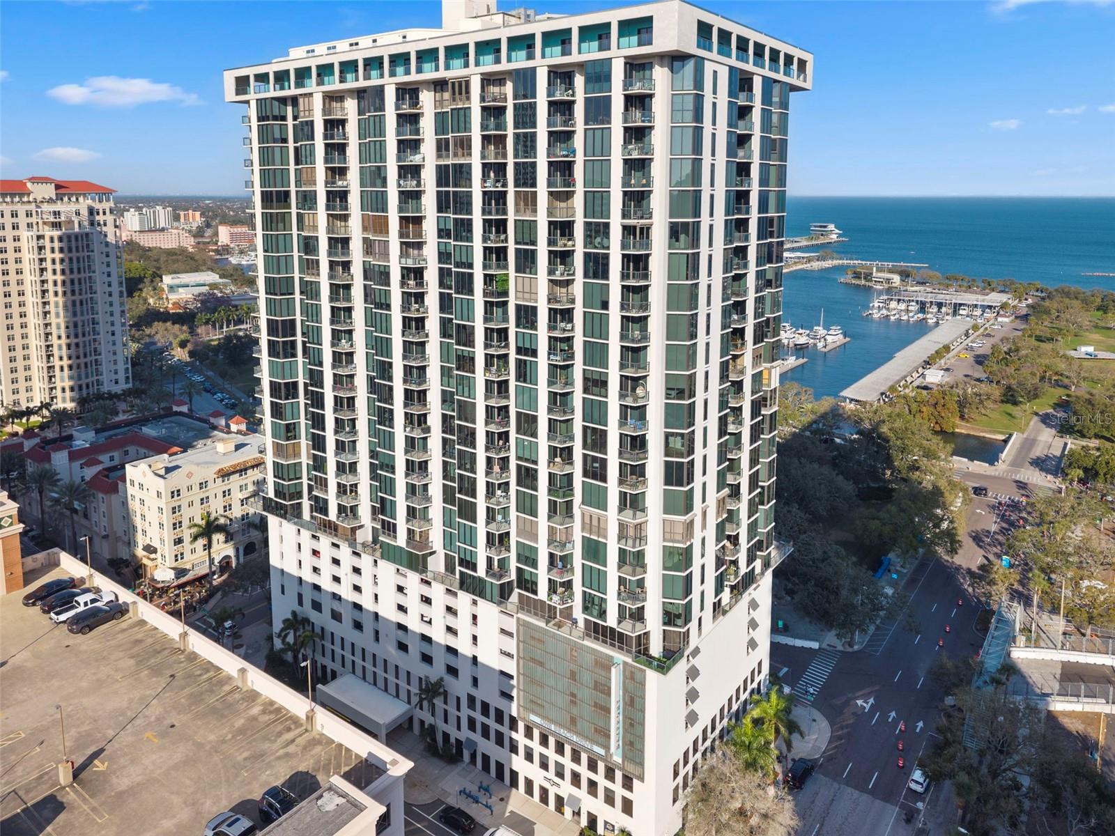Photo of 1 BEACH DRIVE #1109 ST PETERSBURG FL 33701