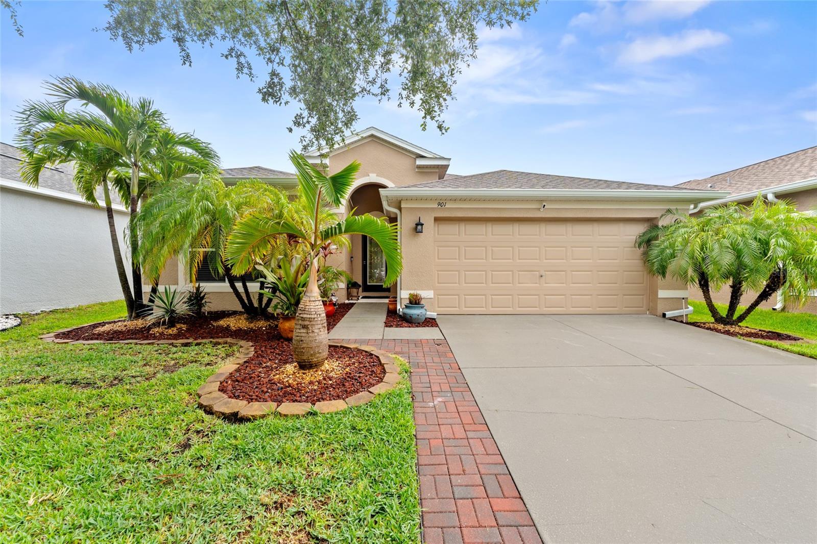Photo of 901 PARKER DEN DRIVE RUSKIN FL 33570