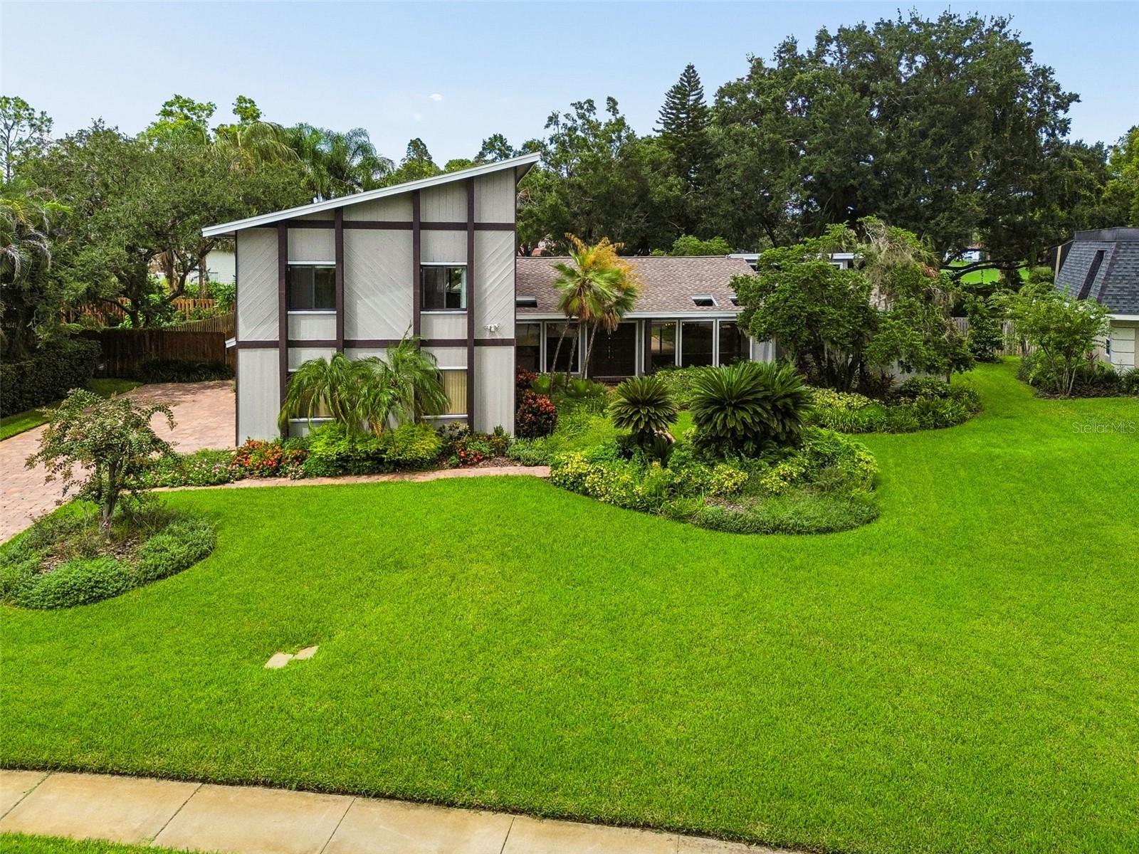 Photo of 4407 CARROLLWOOD VILLAGE DRIVE TAMPA FL 33618