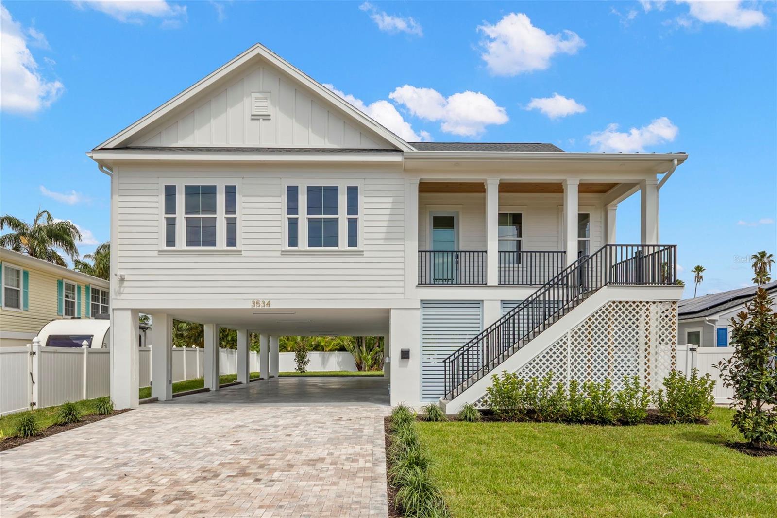 Photo of 3534 OVERLOOK DRIVE ST PETERSBURG FL 33703