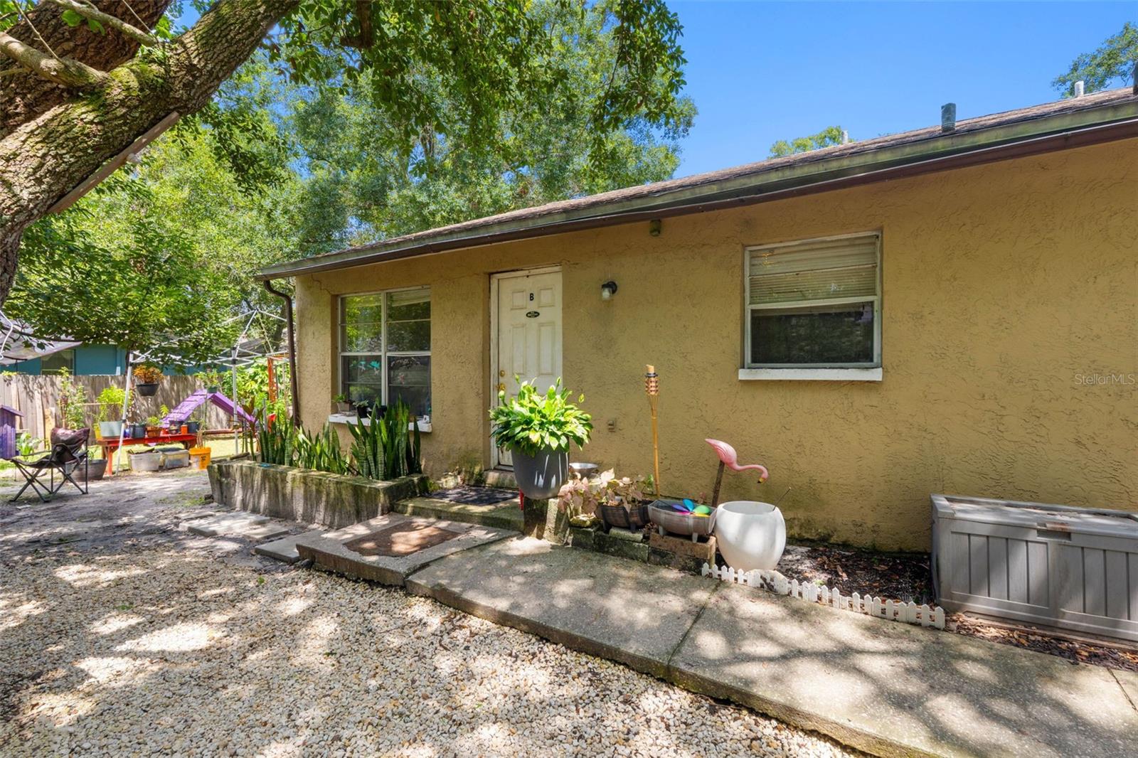 Photo of 9406 N HARTTS DRIVE TAMPA FL 33617