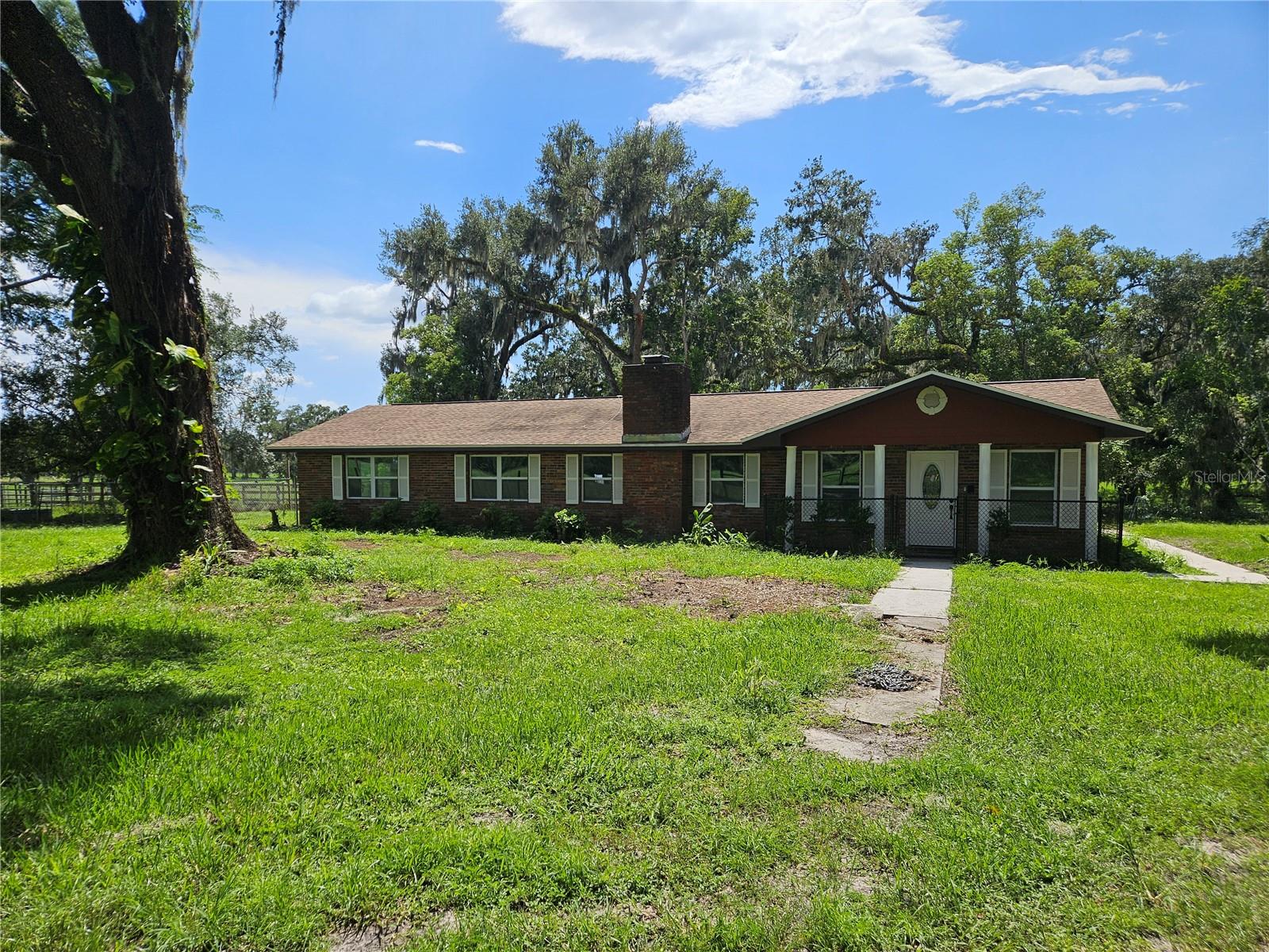 Photo of 16225 BELLAMY BROTHERS BOULEVARD DADE CITY FL 33525