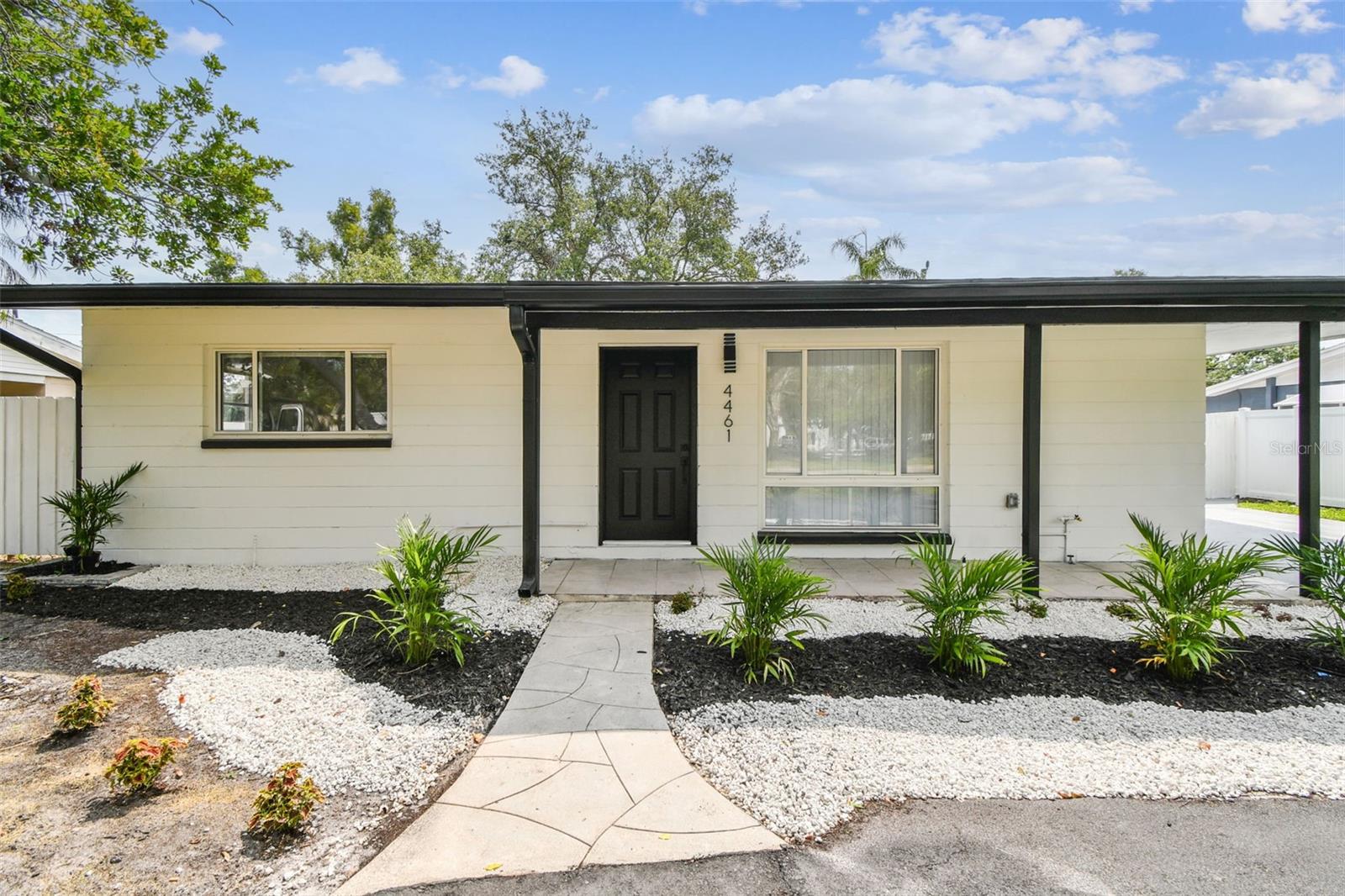 Photo of 4461 SHORE ACRES BOULEVARD ST PETERSBURG FL 33703