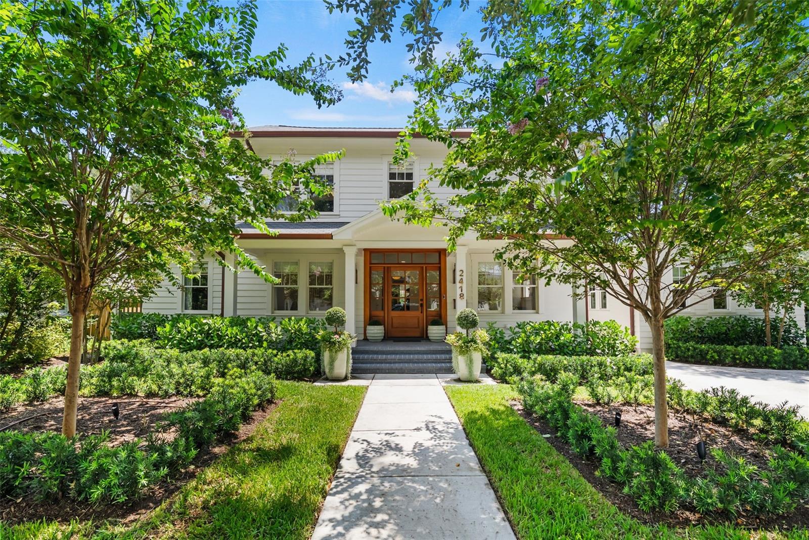 Photo of 2418 W WATROUS AVENUE TAMPA FL 33629