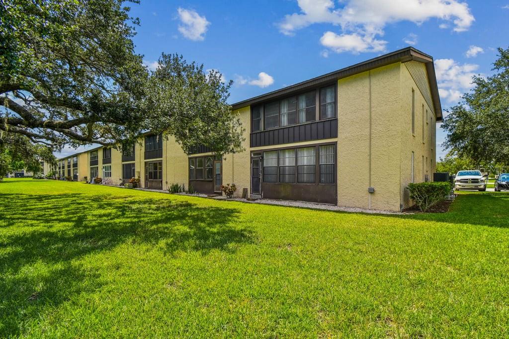 Photo of 4829 ONYX LANE #101 NEW PORT RICHEY FL 34652