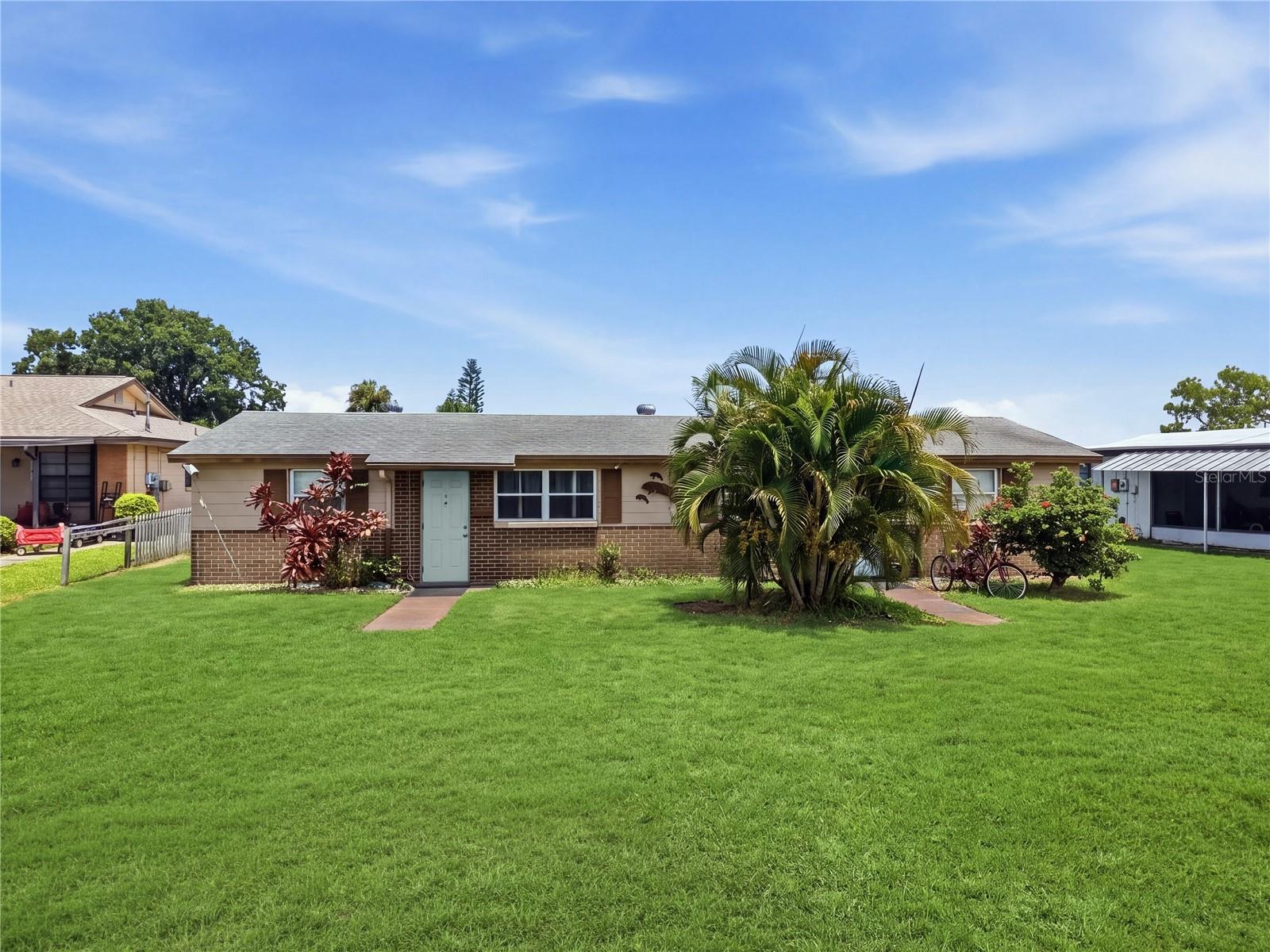 Photo of 703 2ND AVENUE #B RUSKIN FL 33570