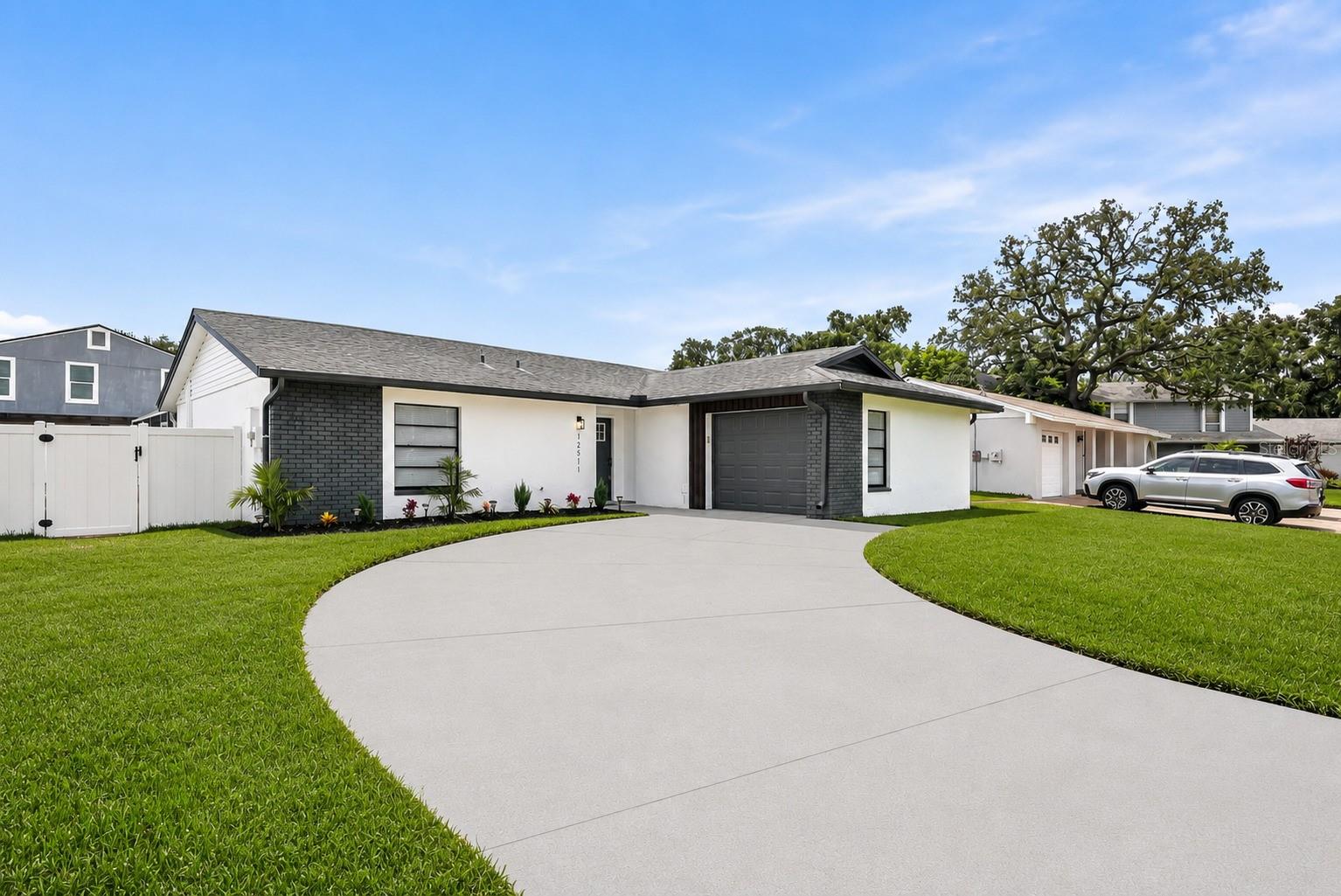 Photo of 12511 CARDIFF DRIVE TAMPA FL 33625