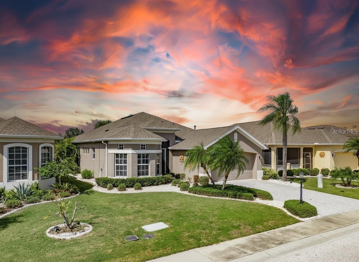Photo of 1039 EMERALD DUNES DRIVE SUN CITY CENTER FL 33573