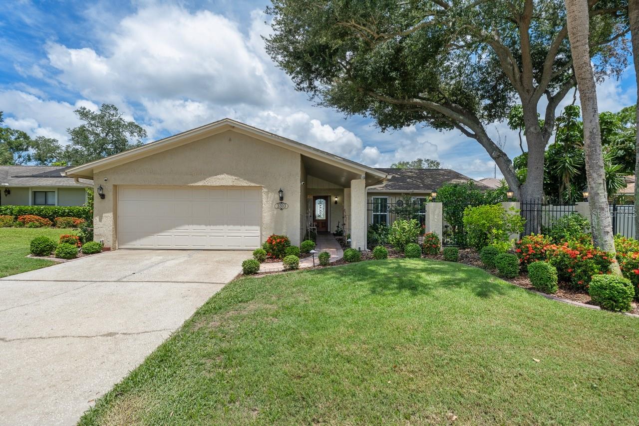 Photo of 3303 EL AMADOR COURT TAMPA FL 33614