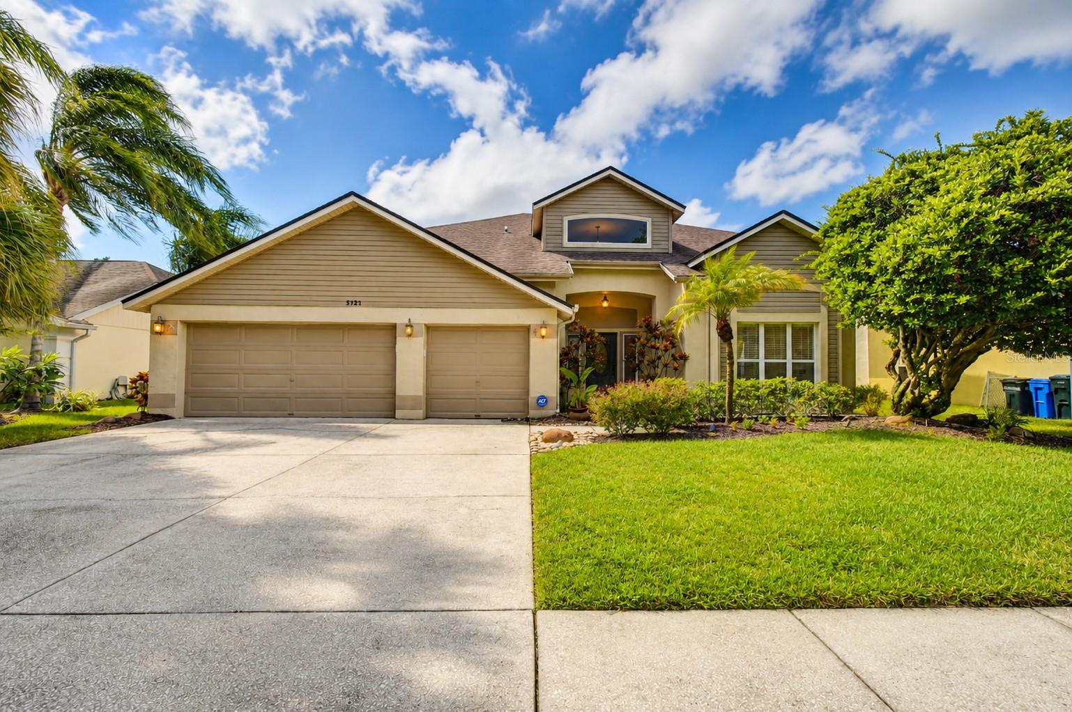 Photo of 5424 WINDBRUSH DRIVE TAMPA FL 33625