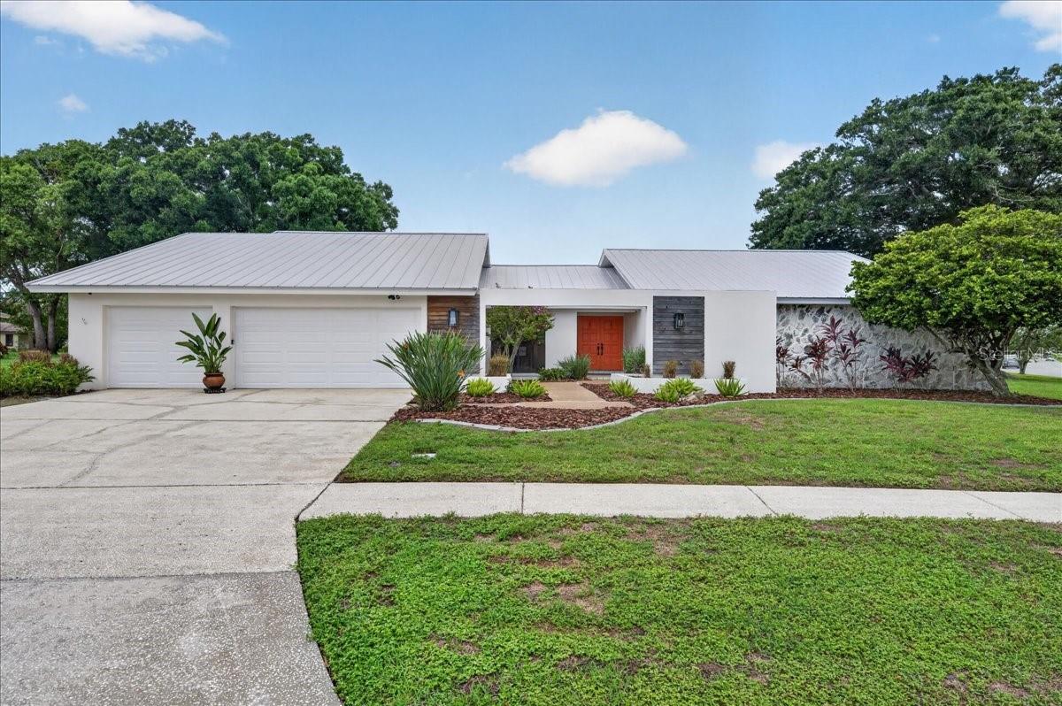 Photo of 2862 SHADY OAK COURT CLEARWATER FL 33761