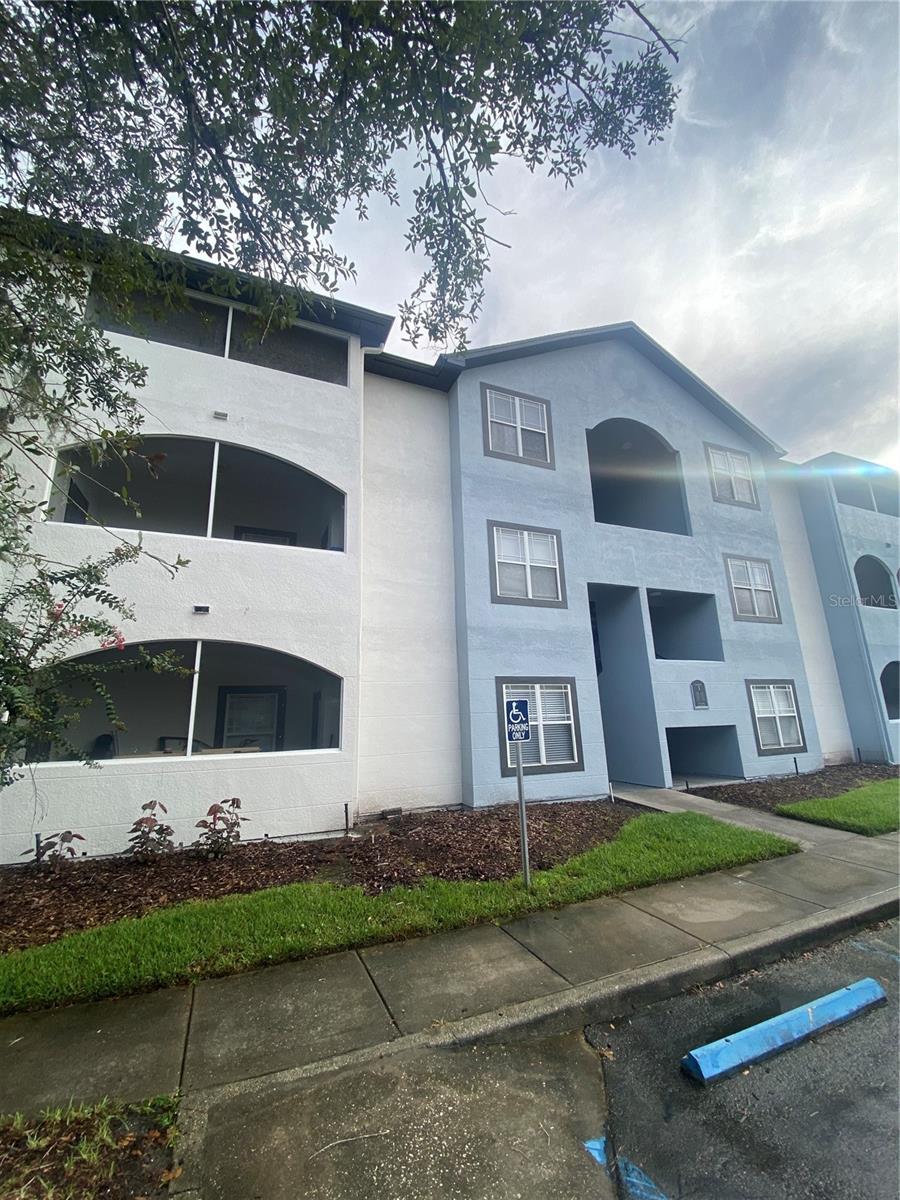 Photo of 16205 ENCLAVE VILLAGE DRIVE #102 TAMPA FL 33647