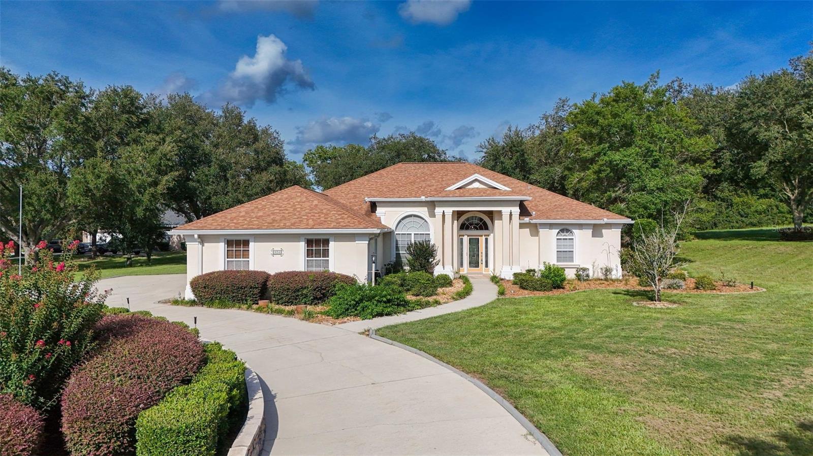 Photo of 926 E TRIPLE CROWN LOOP HERNANDO FL 34442