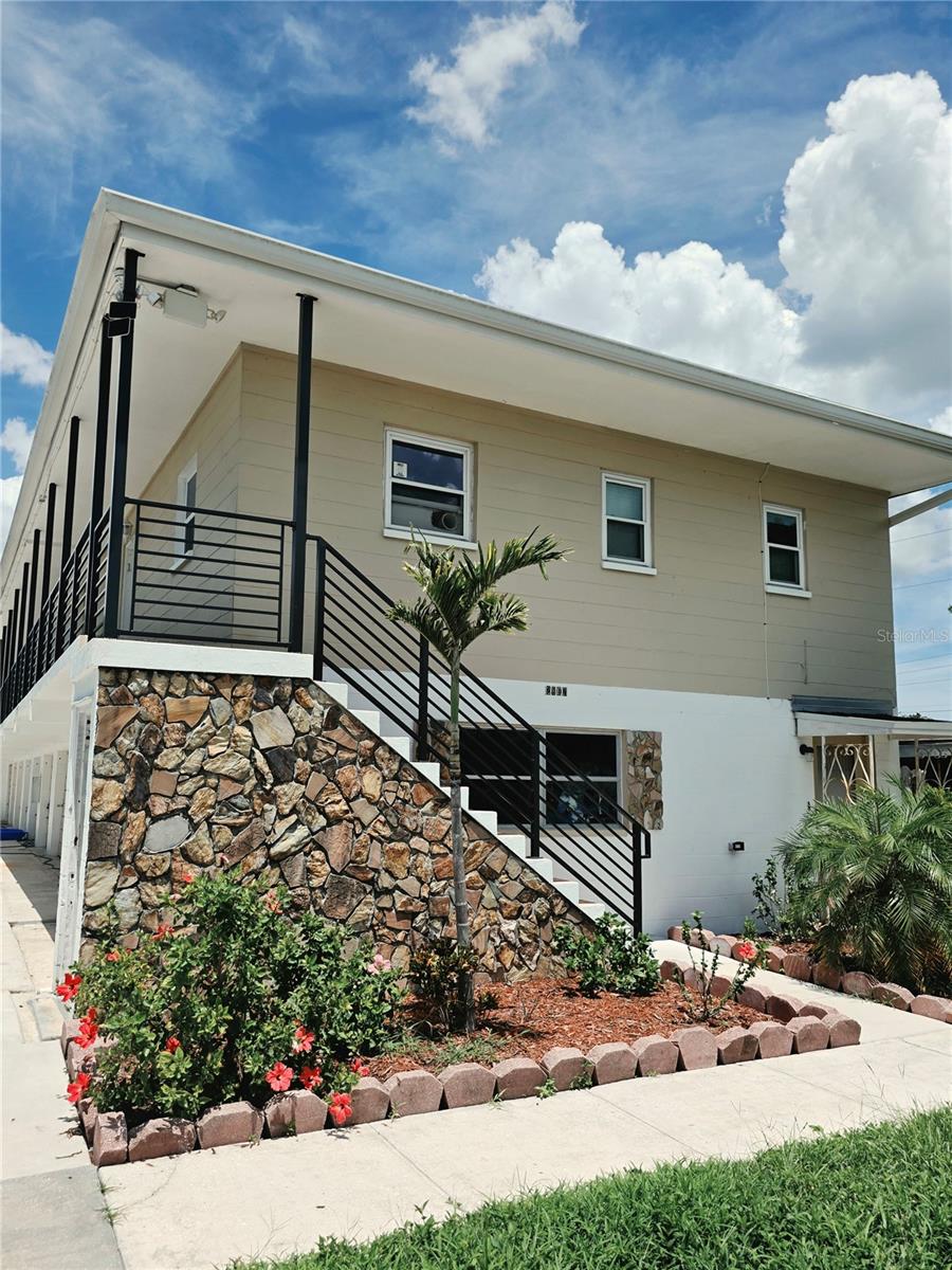 Photo of 2807 41ST AVENUE #3 ST PETERSBURG FL 33714