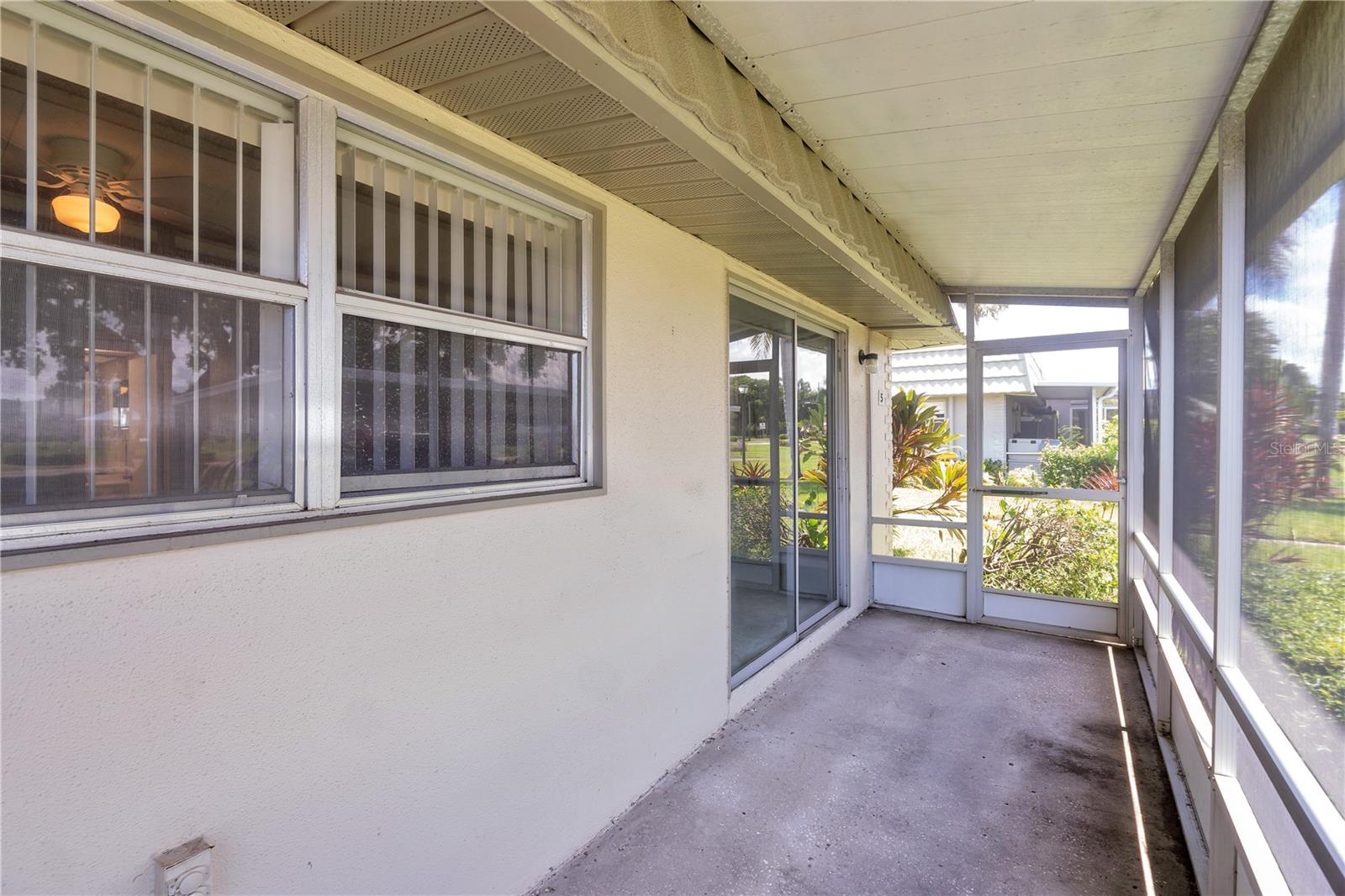 Photo of 201 KINGS BOULEVARD #5 SUN CITY CENTER FL 33573