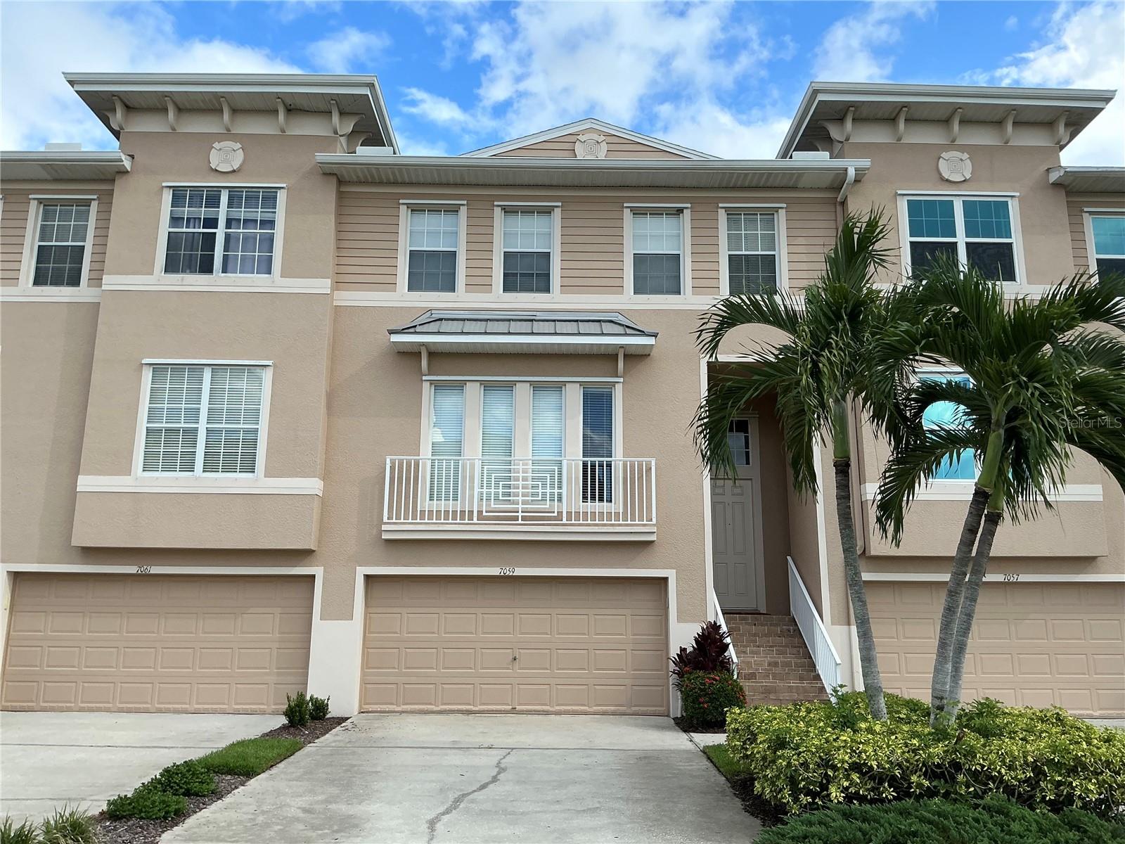 Photo of 7059 ISLAMORADA CIRCLE SEMINOLE FL 33777