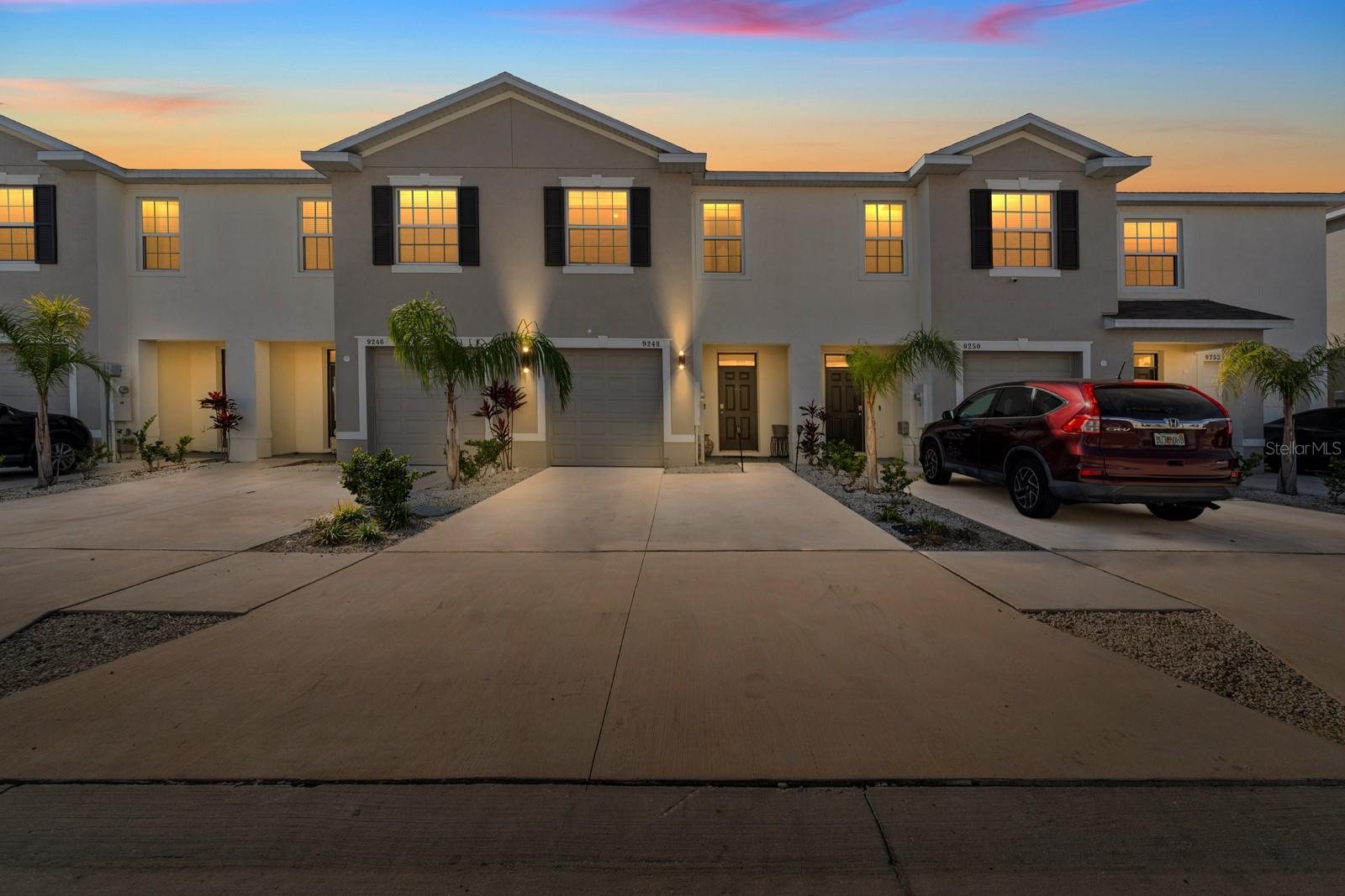 Photo of 9248 ROCK HARBOUR WAY TAMPA FL 33637
