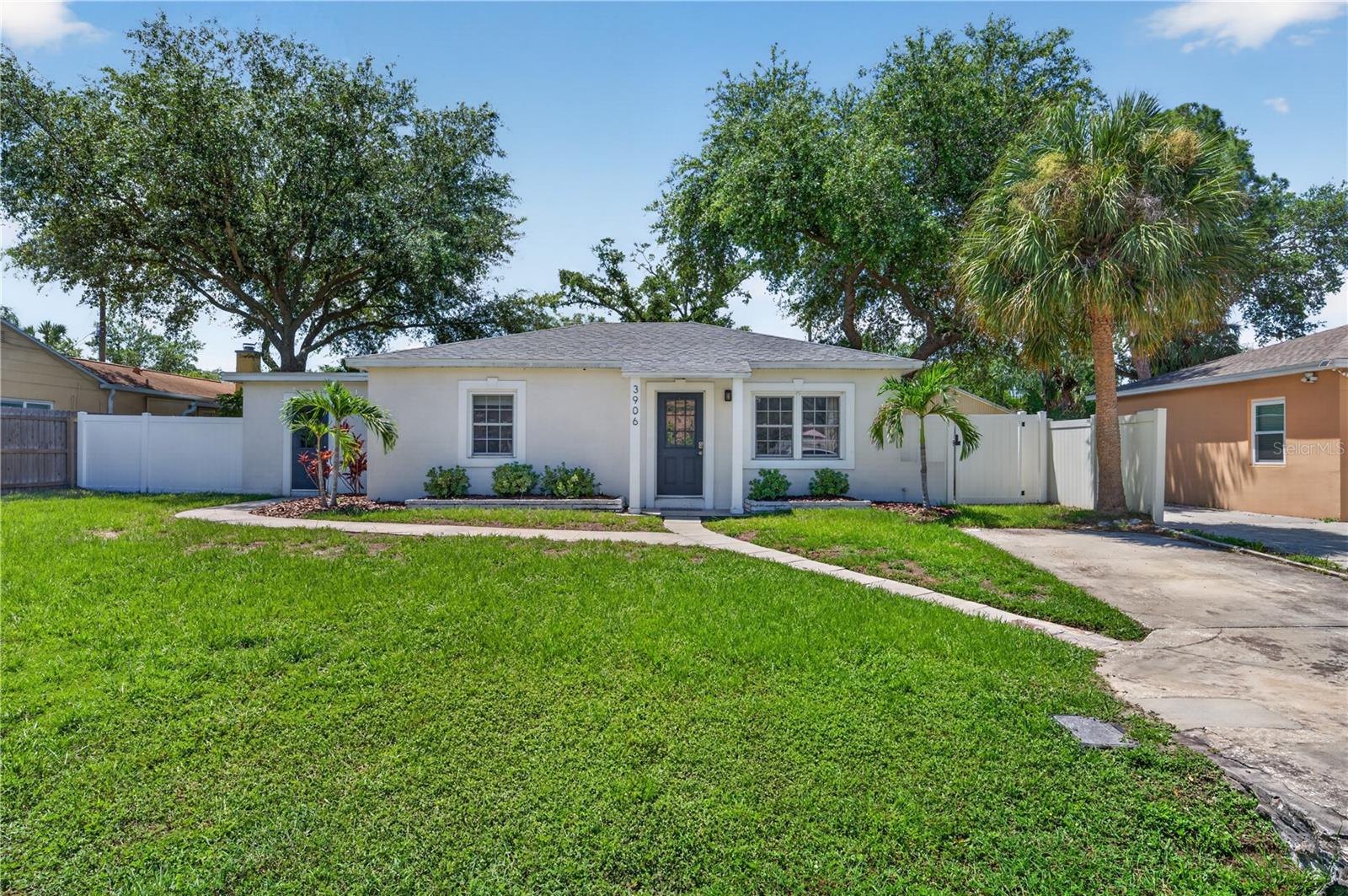 Photo of 3906 W BAY VISTA AVENUE TAMPA FL 33611